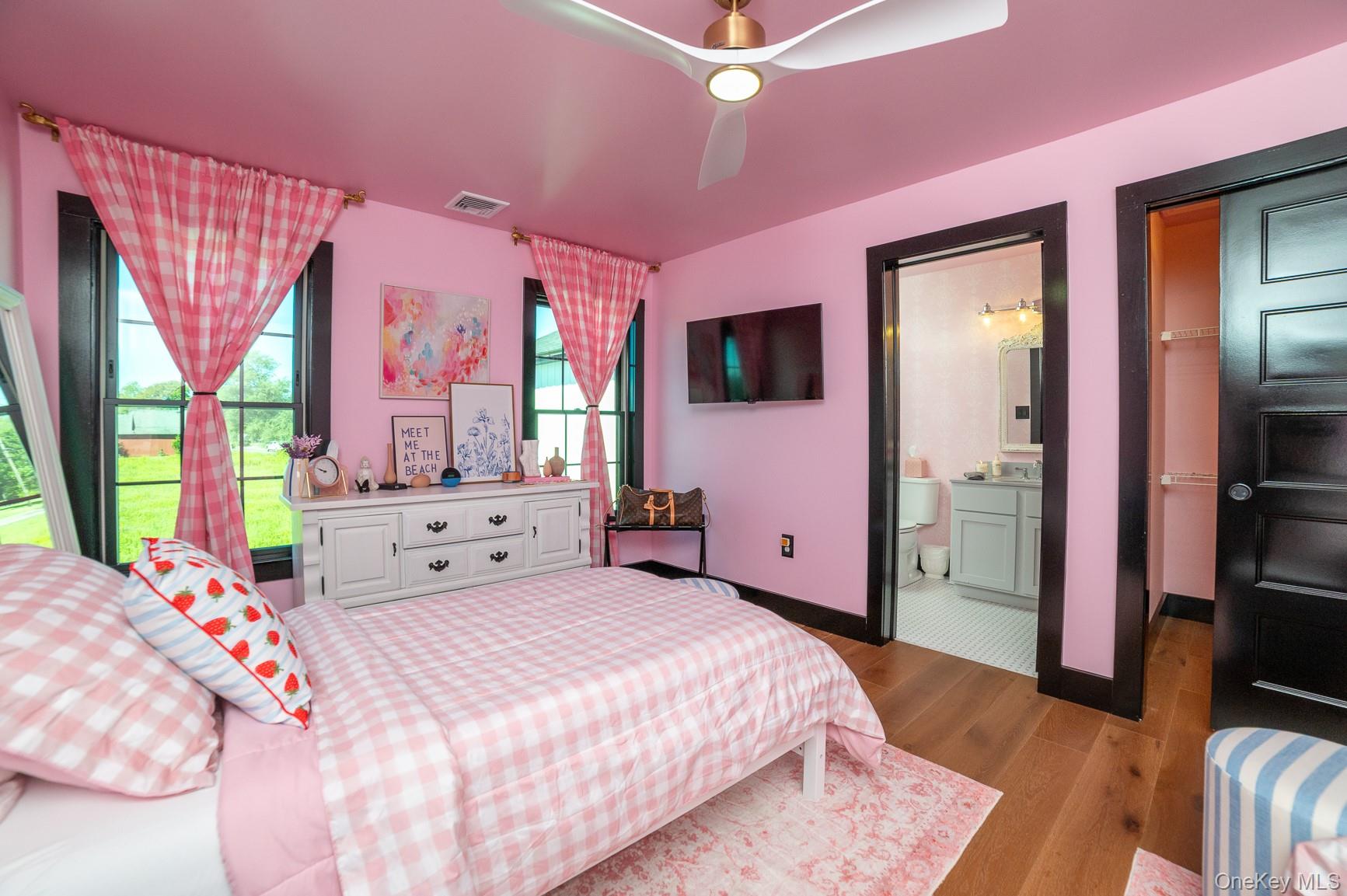 #19 photo, 70 Arshamomaque Avenue, 롱 아일랜드 Southold , NY 11971