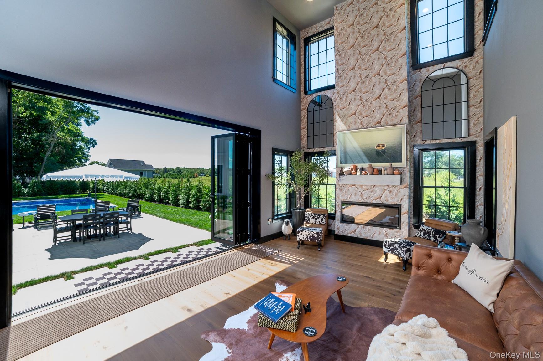 #2 photo, 70 Arshamomaque Avenue, 롱 아일랜드 Southold , NY 11971