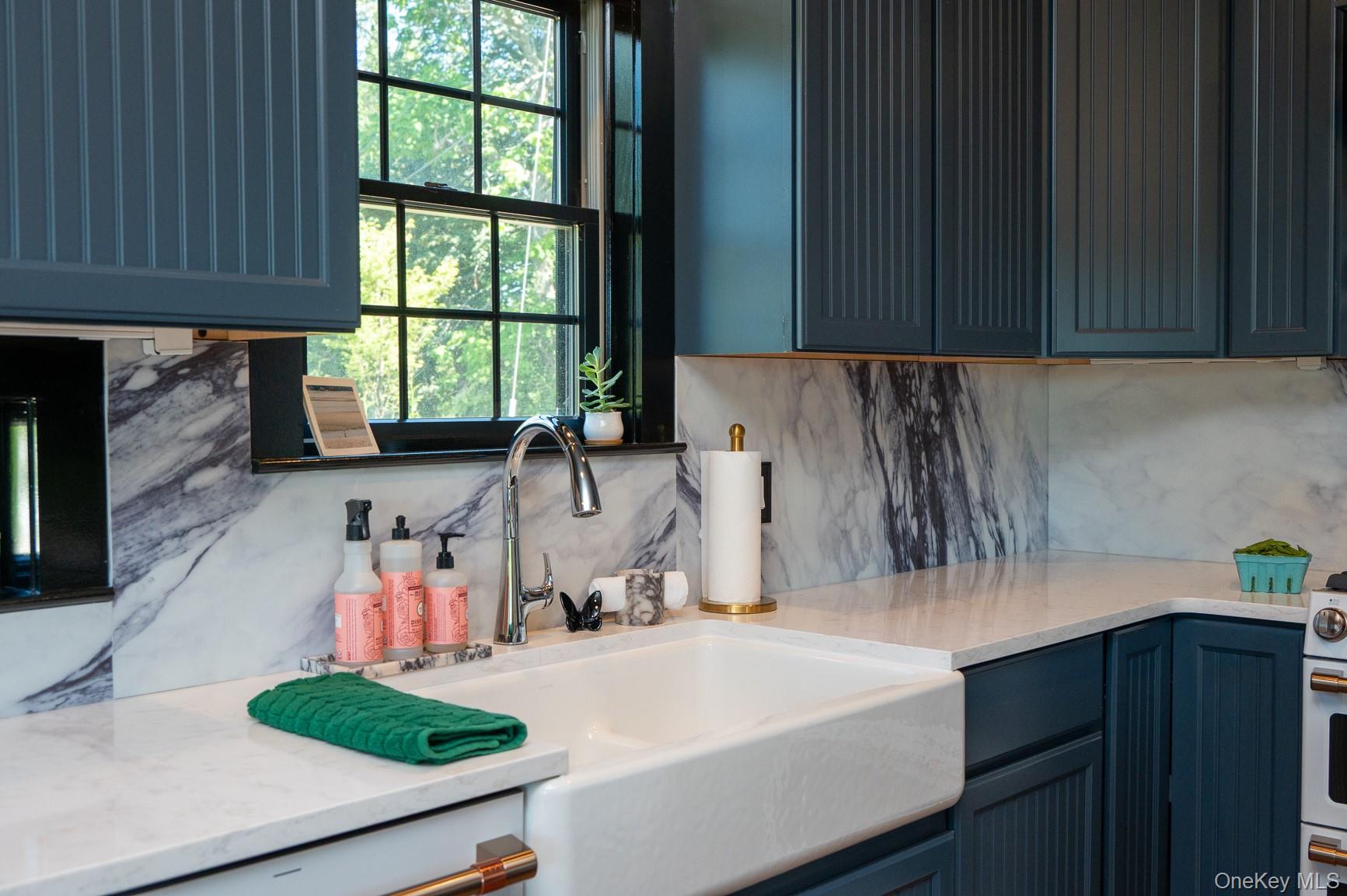 #9 photo, 70 Arshamomaque Avenue, 롱 아일랜드 Southold , NY 11971