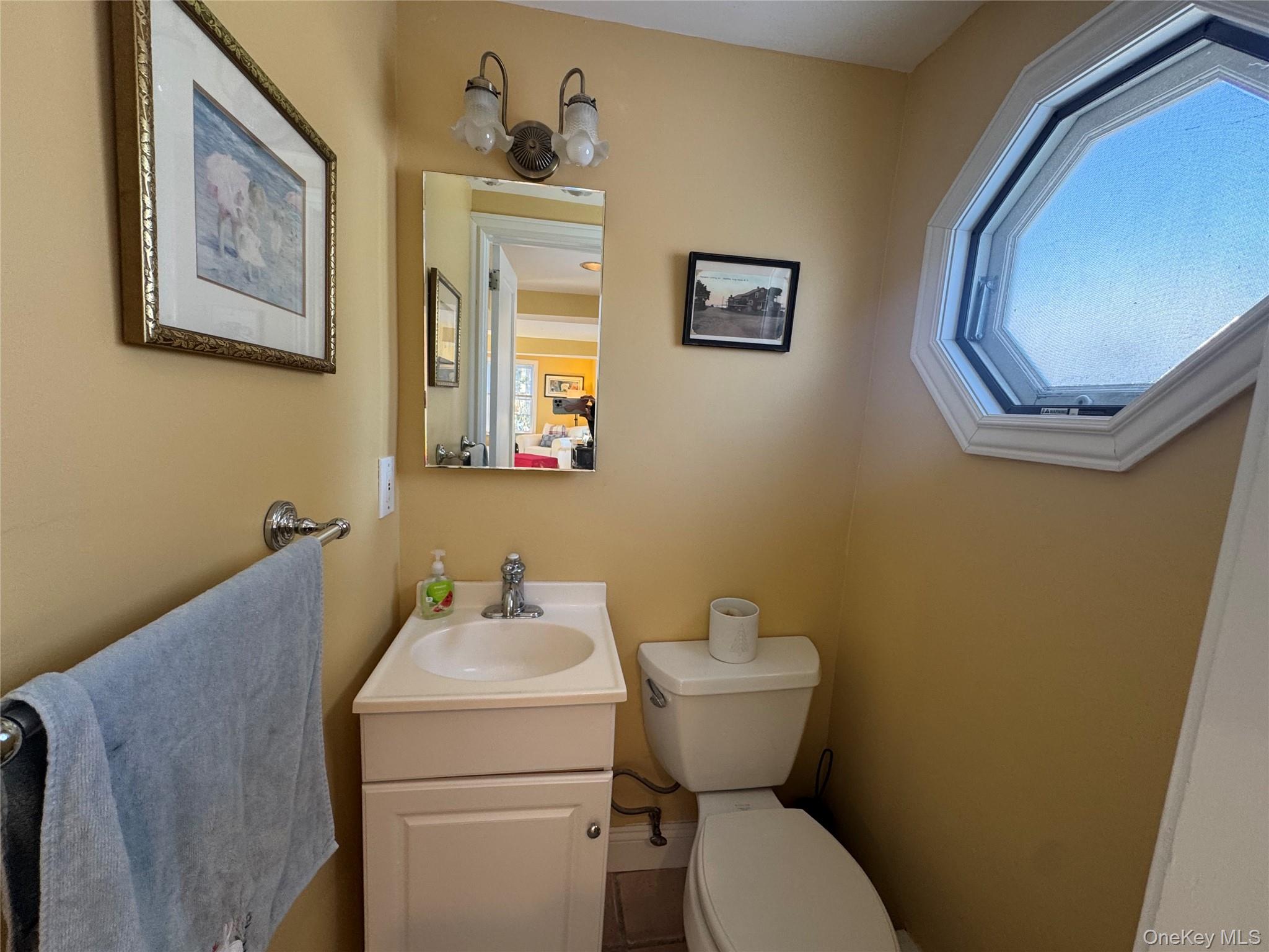 #10 photo, 1070 Town Harbor Lane, Southold , NY 11971