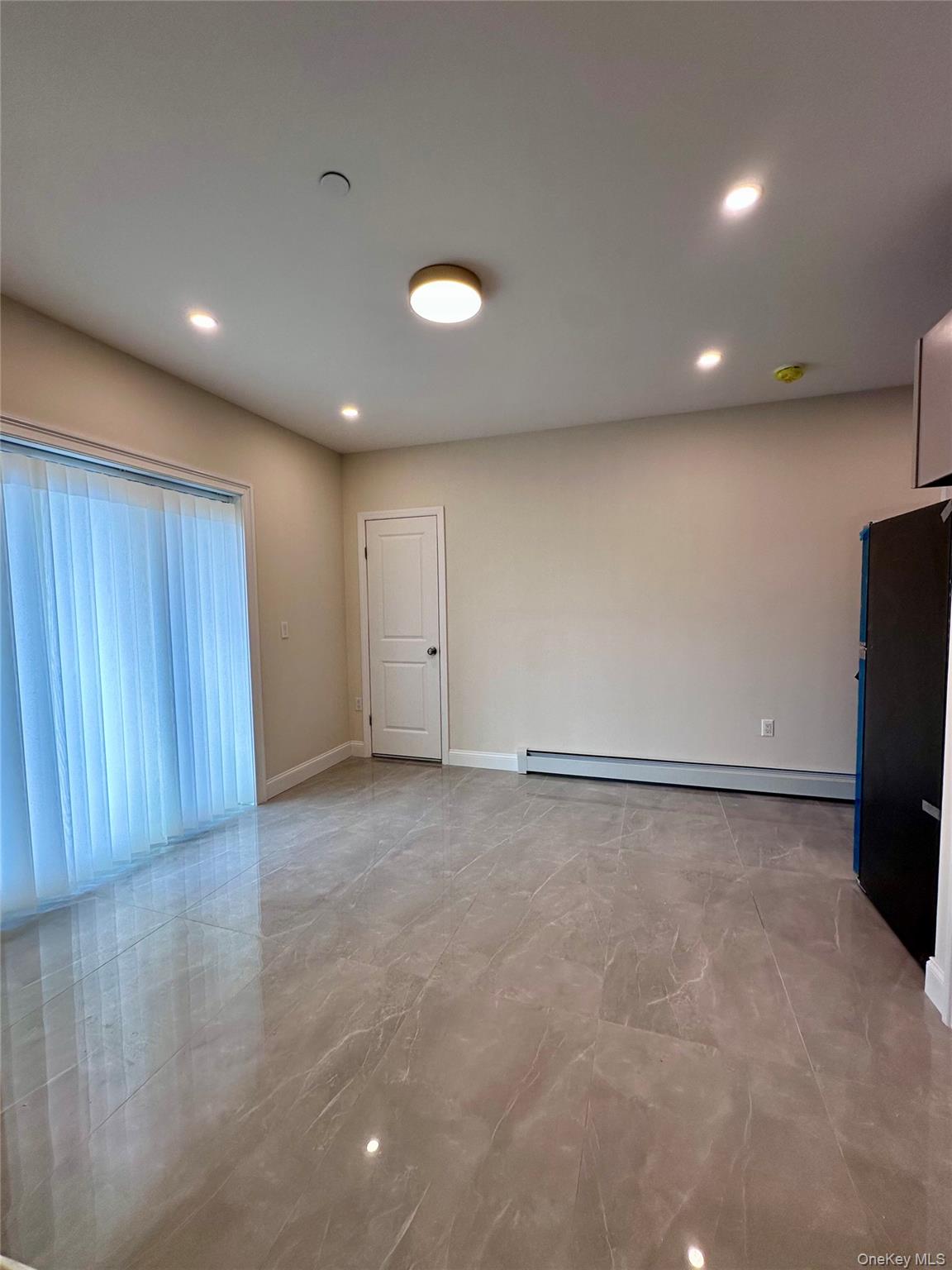 #3 photo, 6467 185th Street, Fresh Meadows , NY 11365