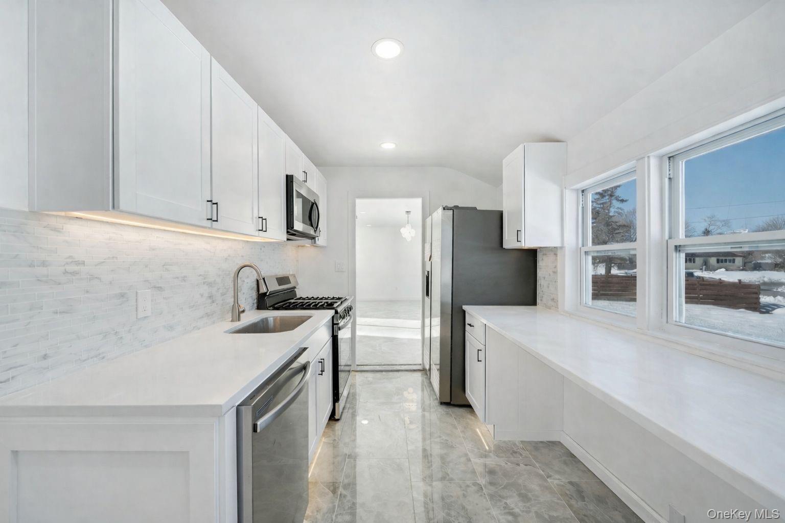 #5 photo, 14 Morton Street, Brentwood , NY 11717