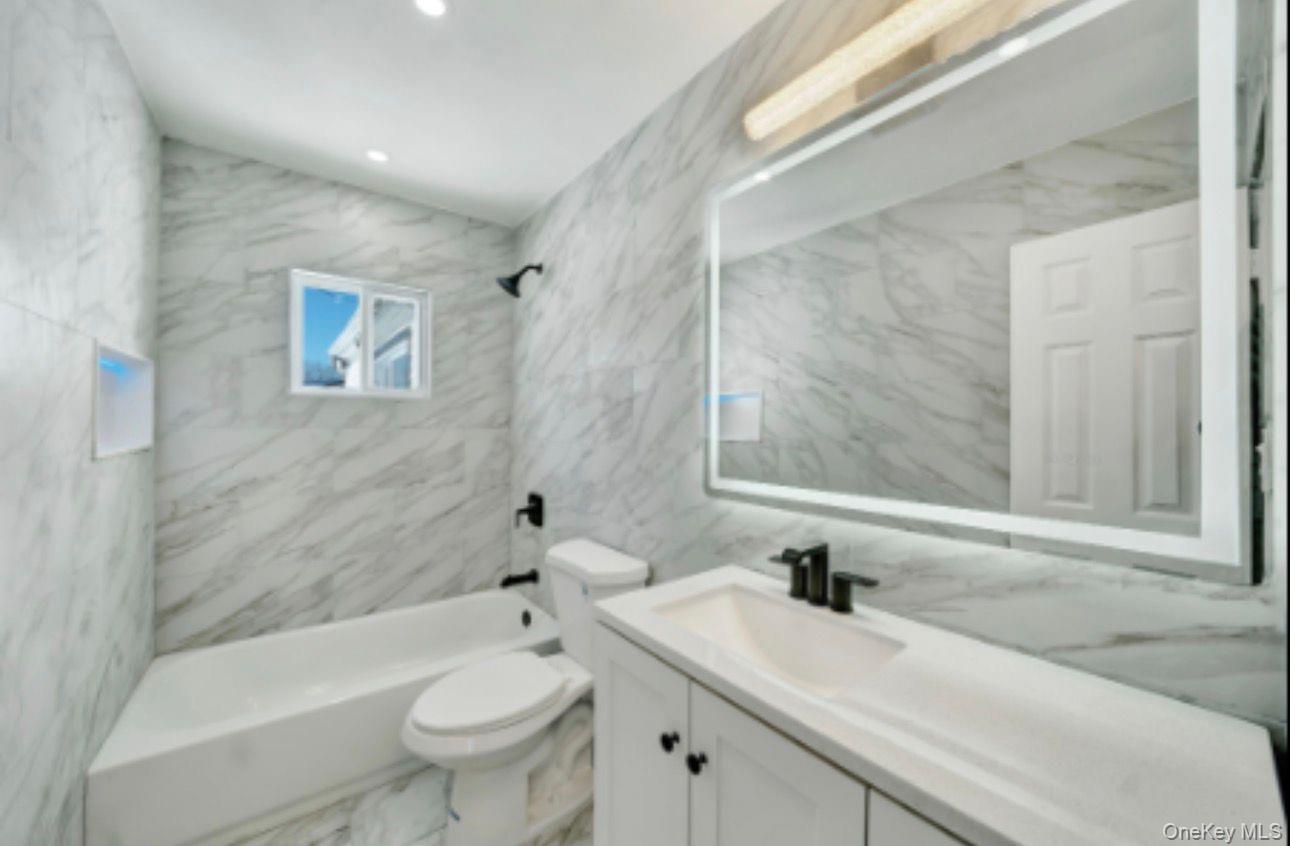 #7 photo, 14 Morton Street, Brentwood , NY 11717