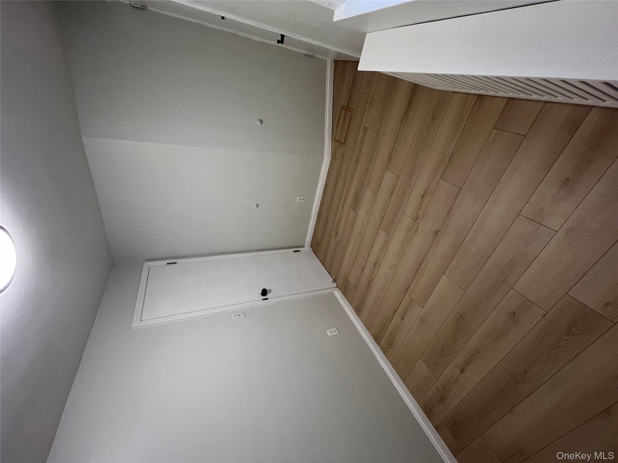 #5 photo, 51-23 Junction Boulevard, Elmhurst , NY 11373