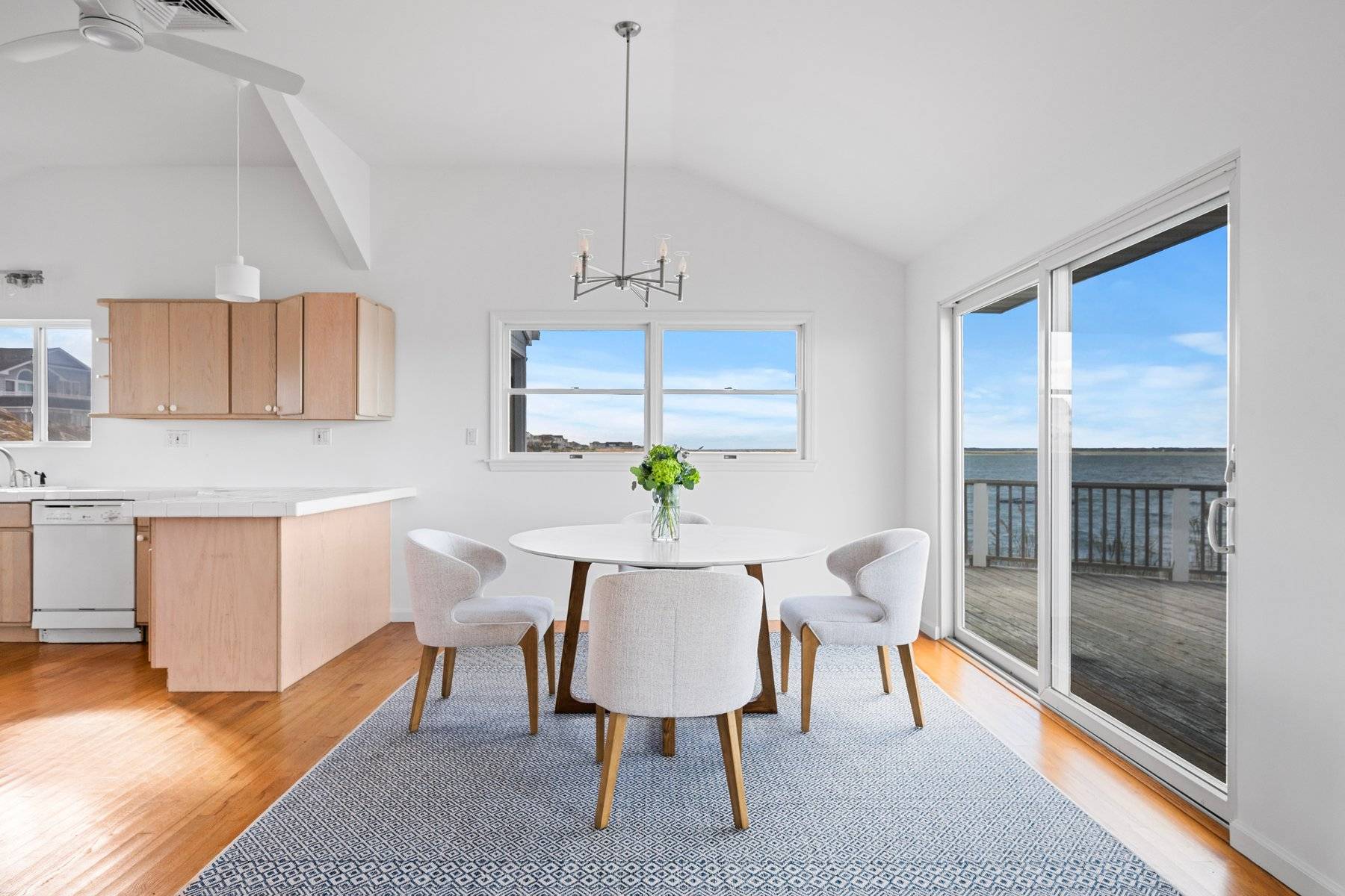 #8 photo, 654A Dune Road, सफ़ोक काउंटी Westhampton Dunes , NY 11978