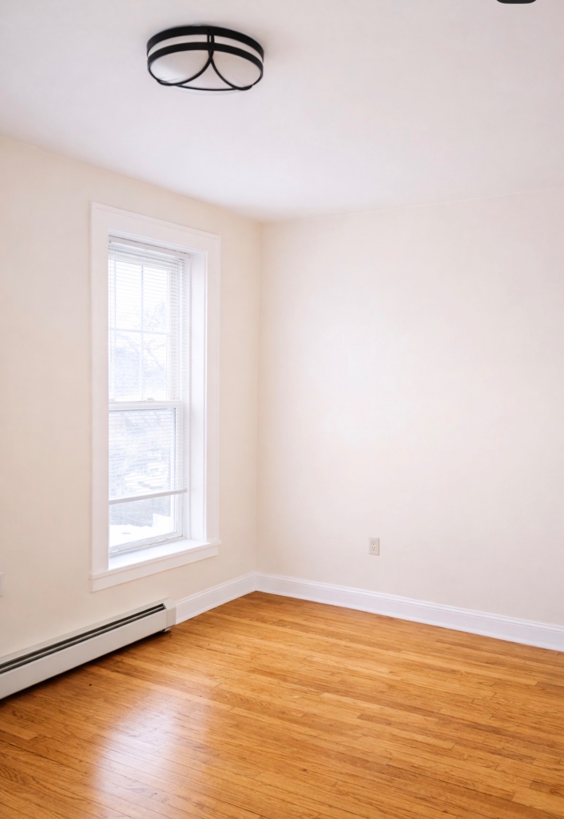 #3 photo, 753 Broadway, #11, Kingston NY , NY 12401