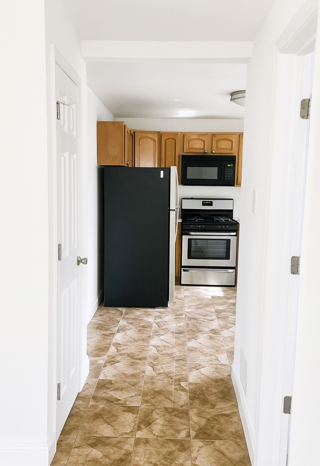 #1 photo, 4 St James St, #1J, Kingston NY , NY 12401