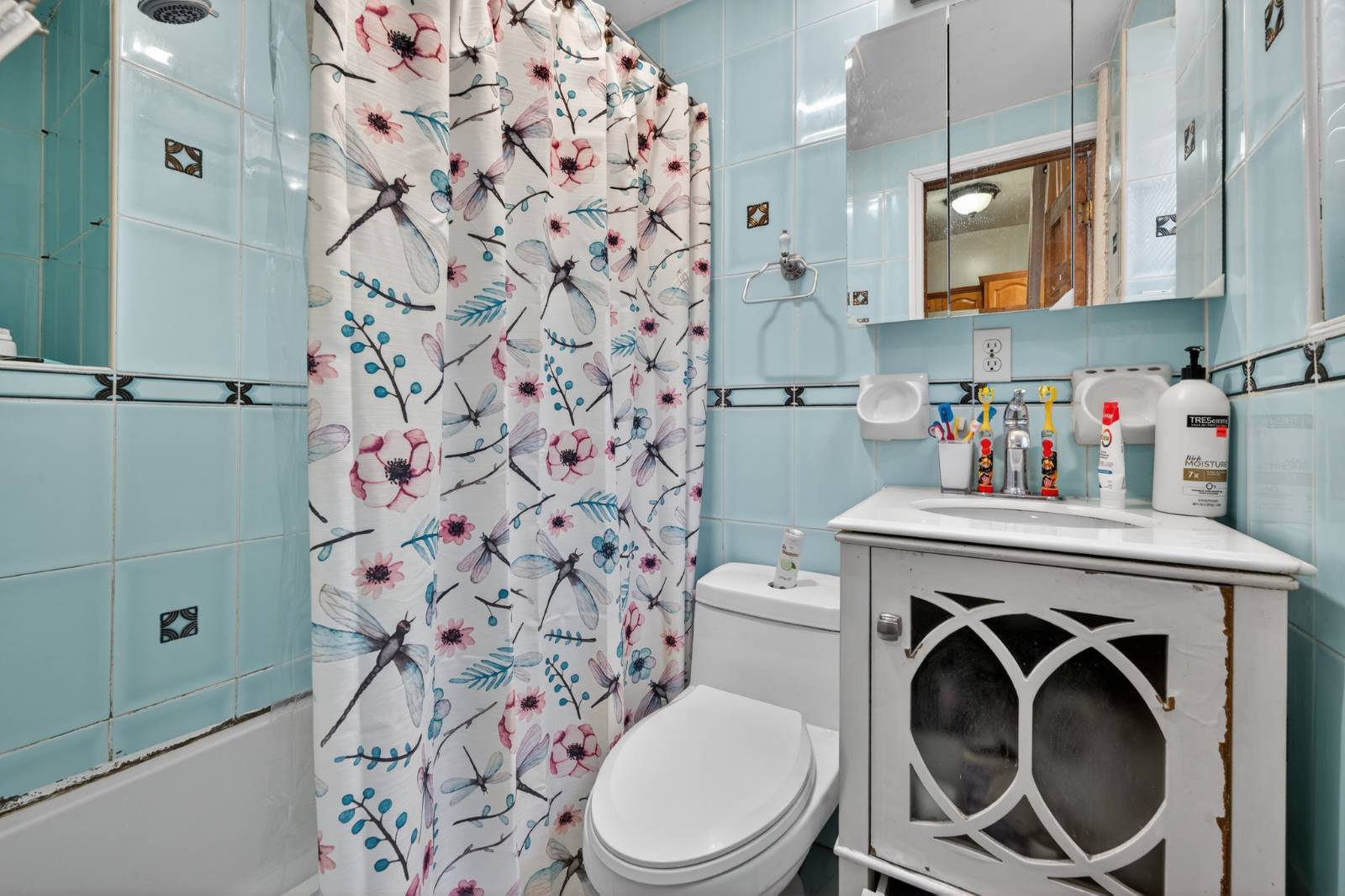 #22 photo, 1434 Greene Ave, Bushwick , NY 11237