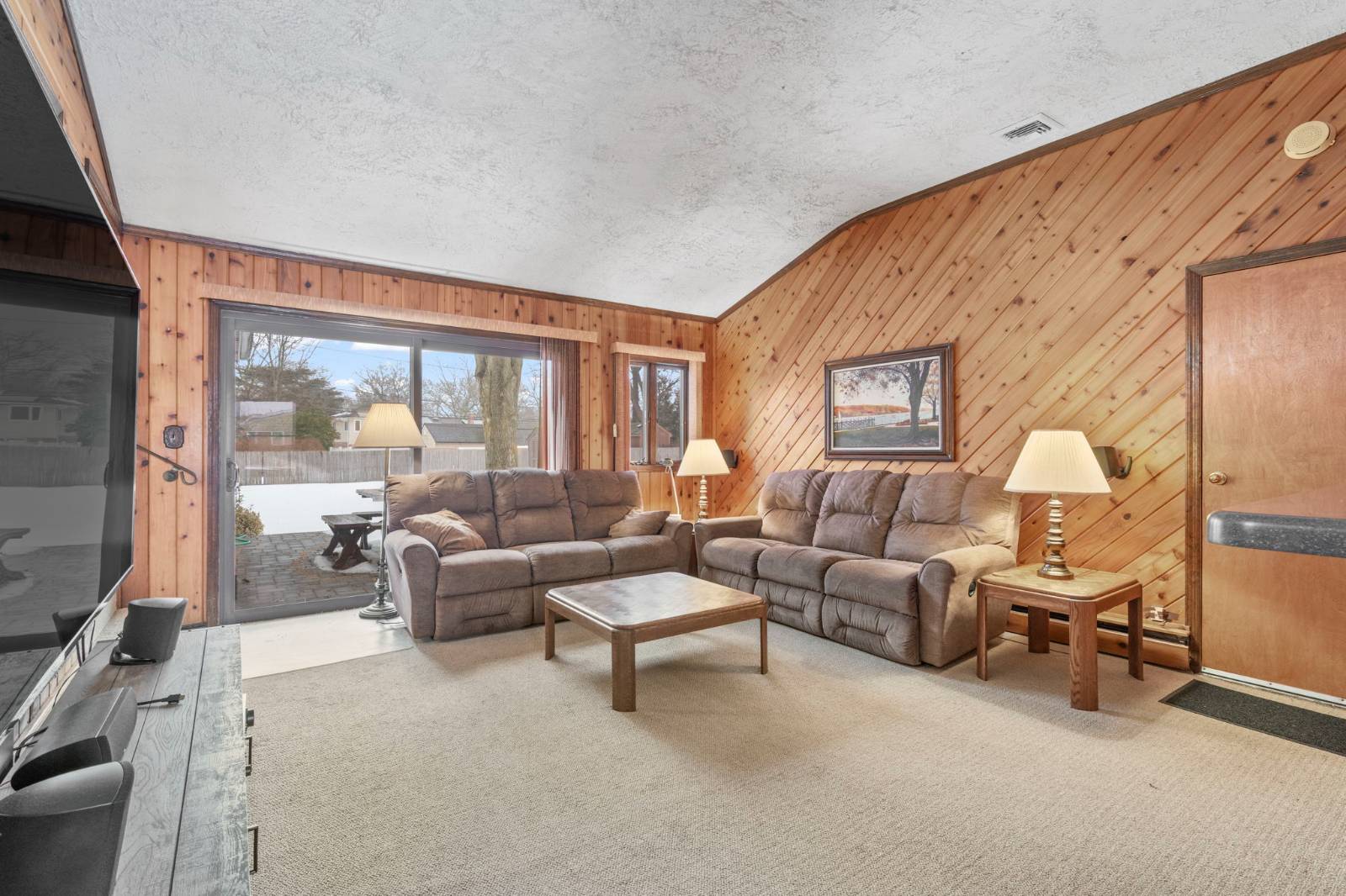 #10 photo, 15 Thadford St, East Northport , NY 11731