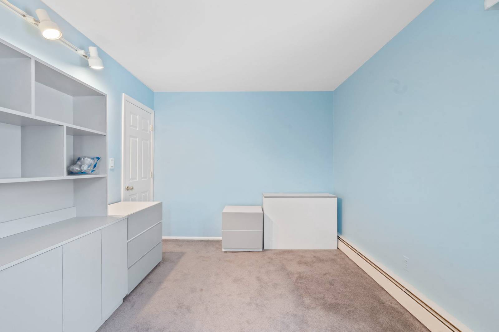 #18 photo, 15 Thadford St, East Northport , NY 11731