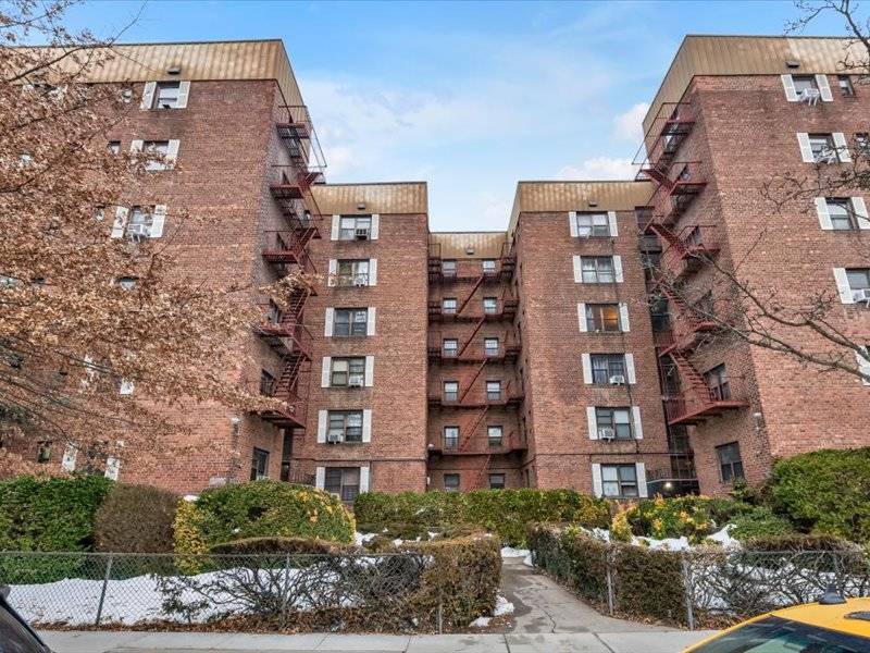 #1 photo, 2607  Avenue O, ব্রুকলিন Midwood , NY 11210