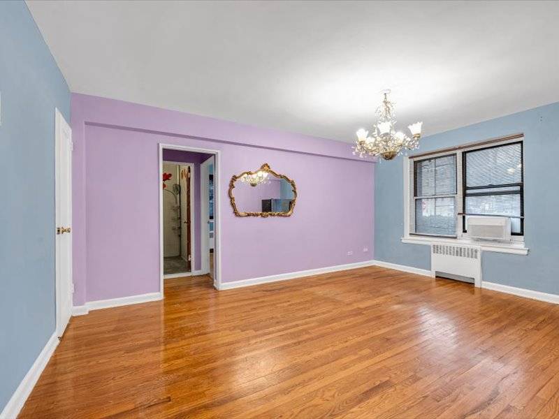 #3 photo, 2607  Avenue O, ব্রুকলিন Midwood , NY 11210