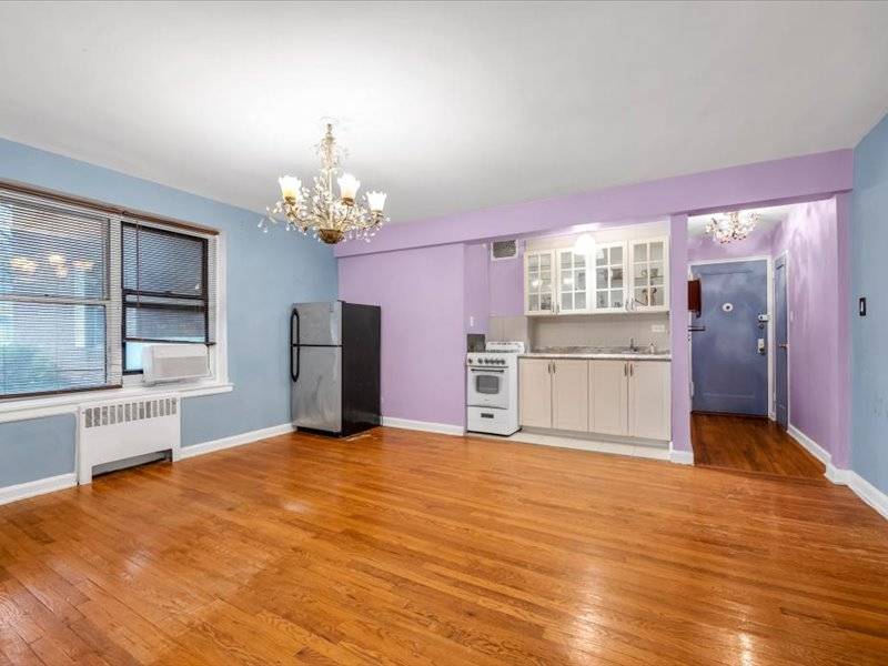 #5 photo, 2607  Avenue O, ব্রুকলিন Midwood , NY 11210