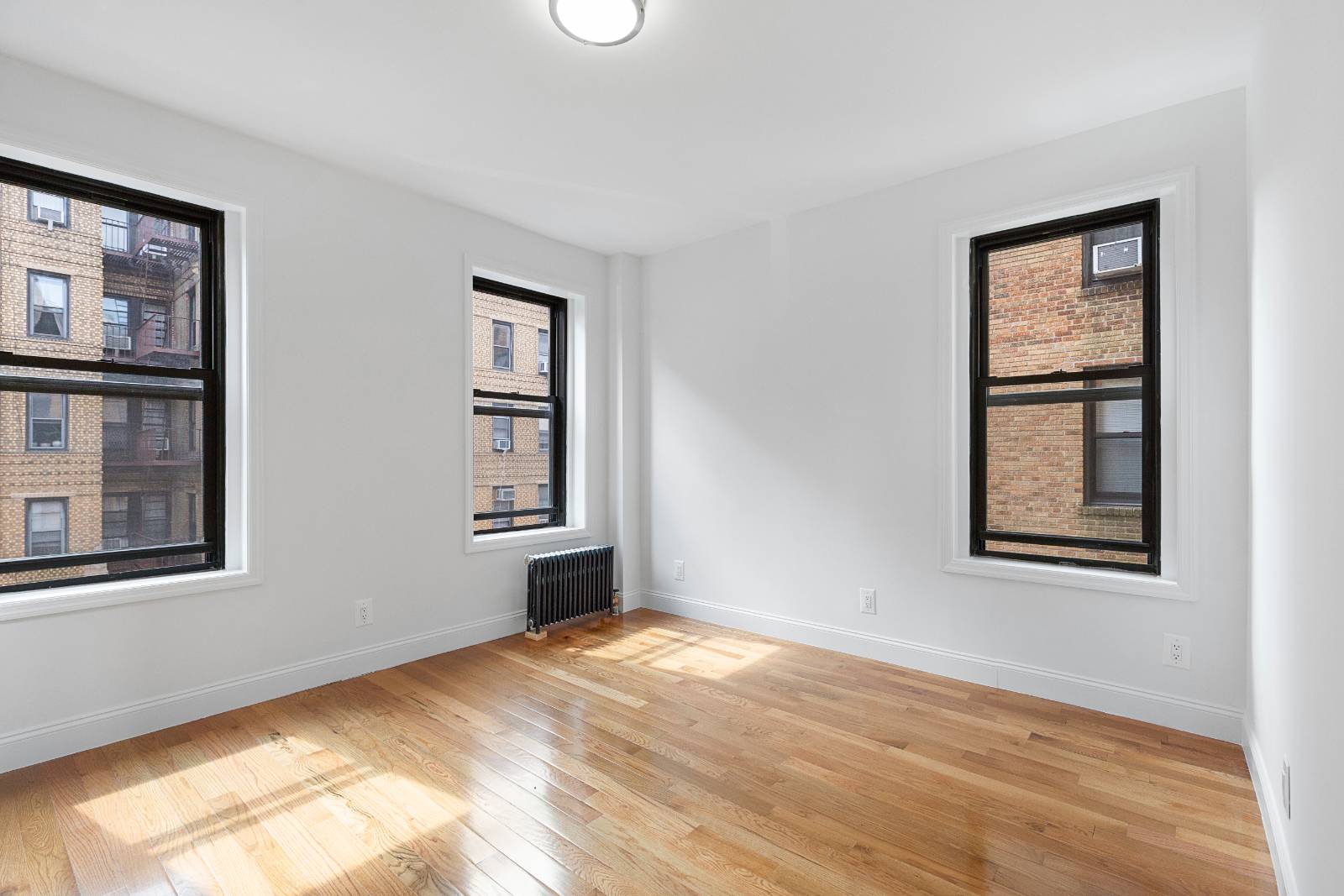 #4 photo, 1151 Brighton Beach Ave, #4O, Brighton Beach , NY 11235