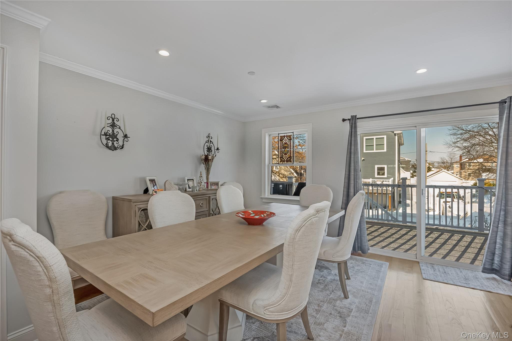 #6 photo, 24 North Boulevard, नासाउ काउंटी East Rockaway , NY 11518