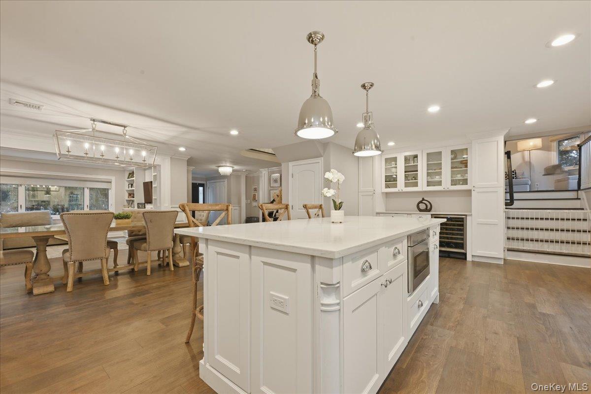 #11 photo, 3311 Hewlett Avenue, Merrick , NY 11566