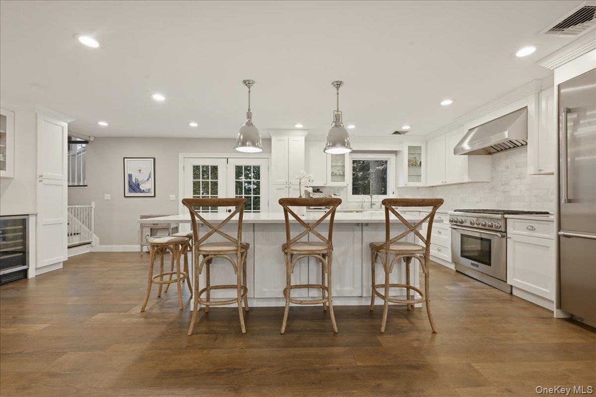 #6 photo, 3311 Hewlett Avenue, Merrick , NY 11566