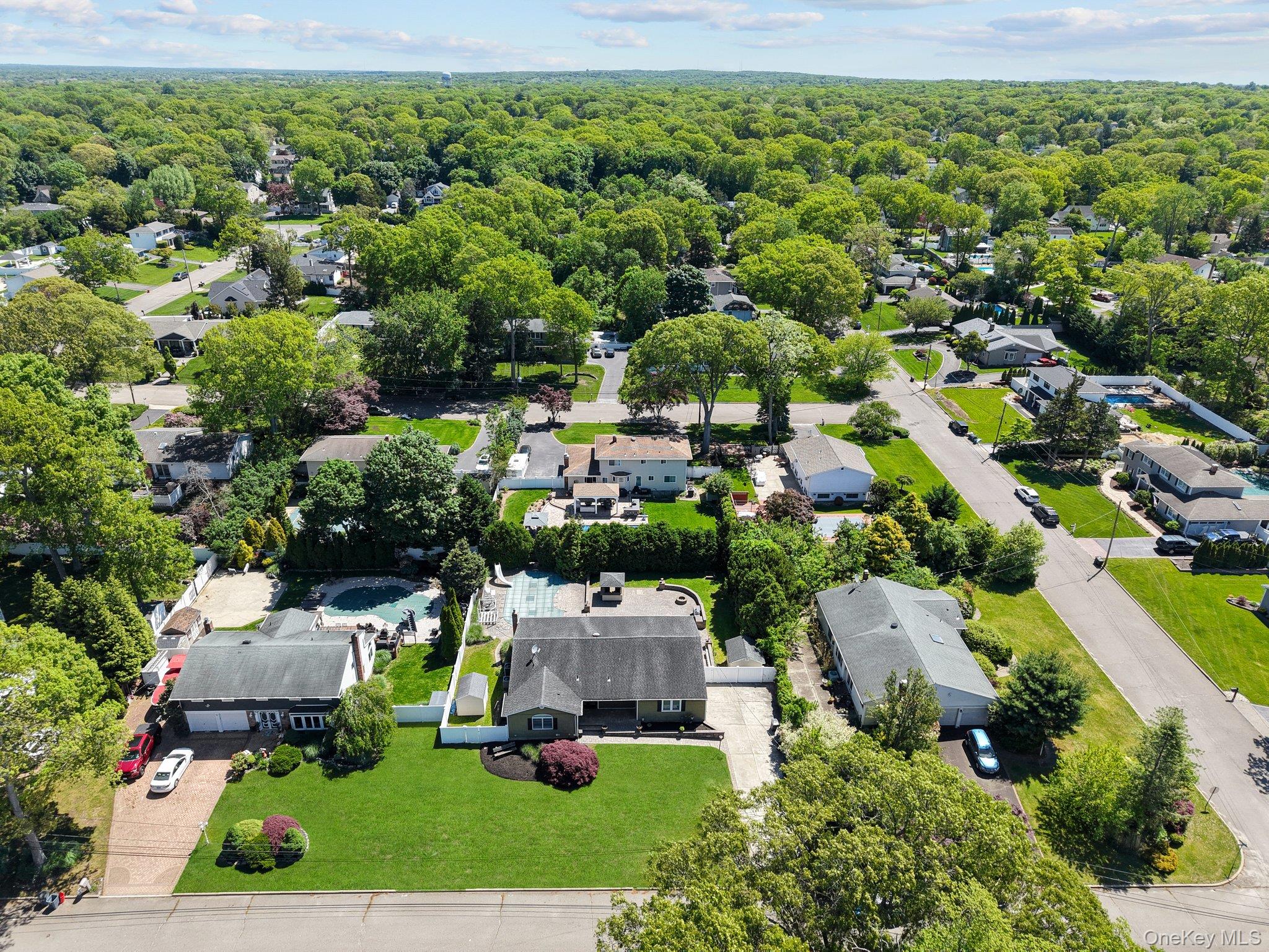 #15 photo, Lake Grove, 东长岛 Lake Grove , NY 11755