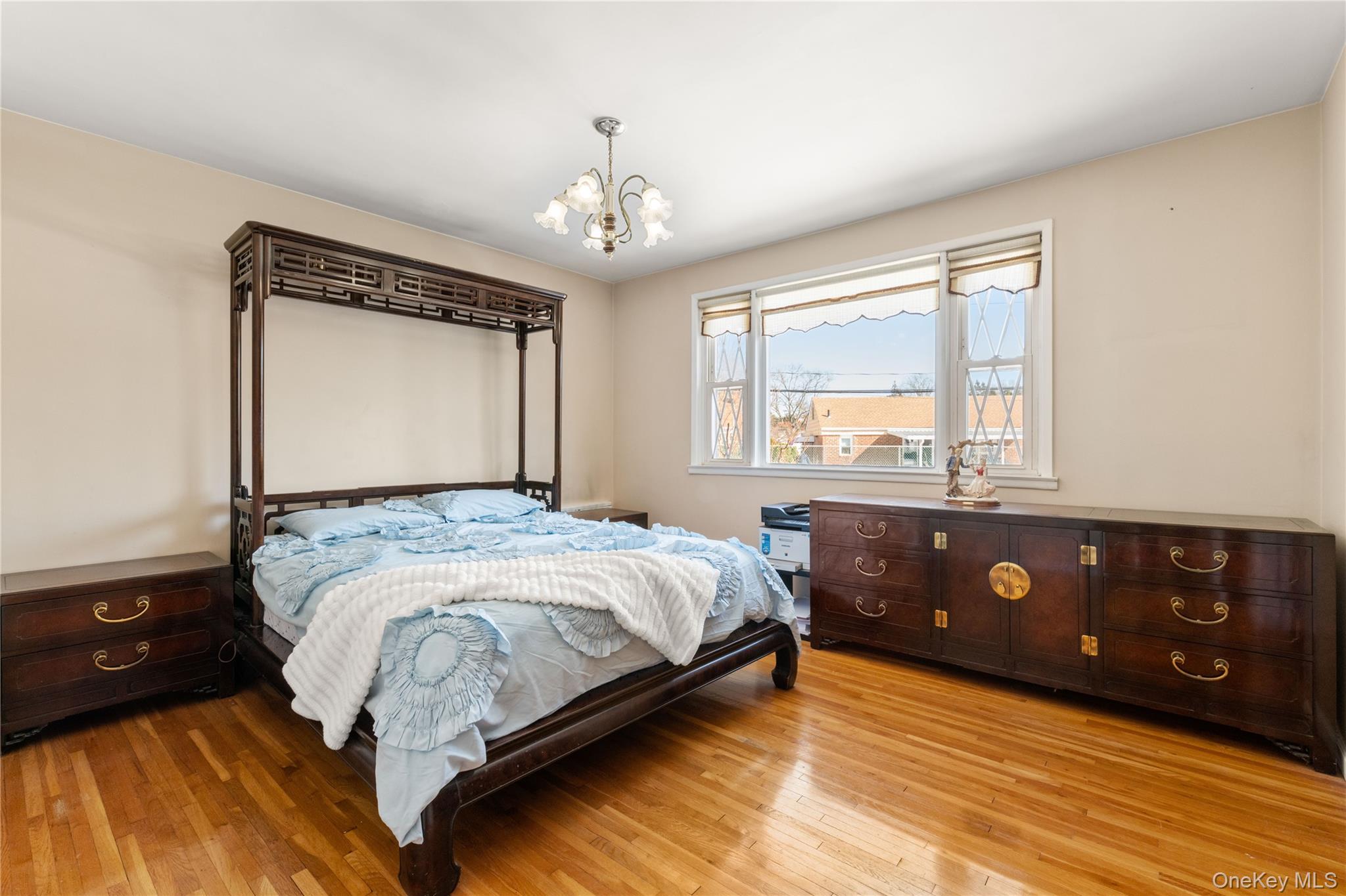 #15 photo, 851 Hemlock Street, नासाउ काउंटी Franklin Square , NY 11010