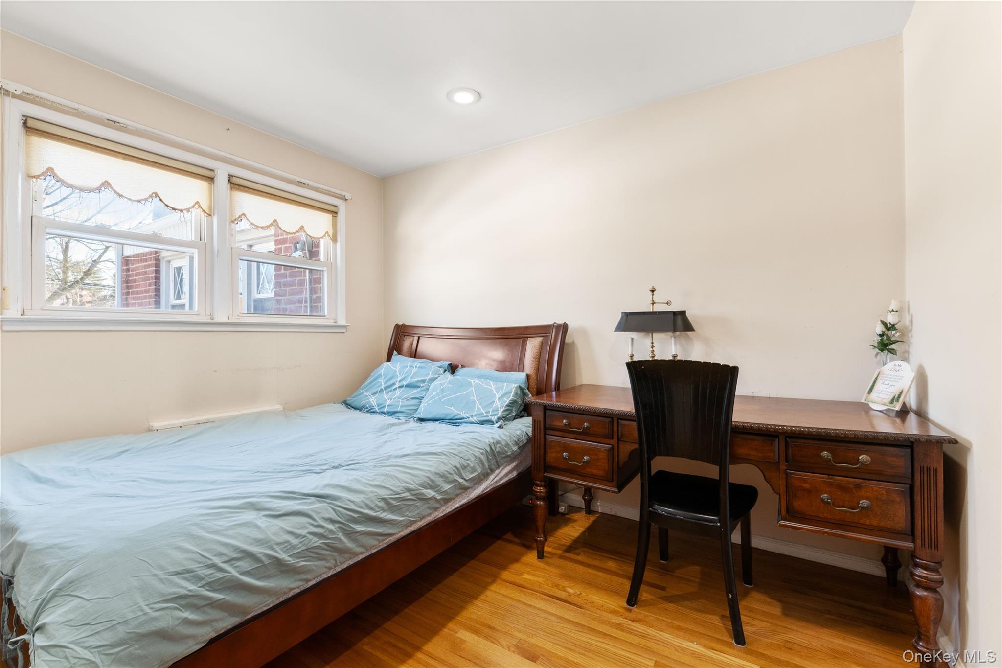 #17 photo, 851 Hemlock Street, नासाउ काउंटी Franklin Square , NY 11010