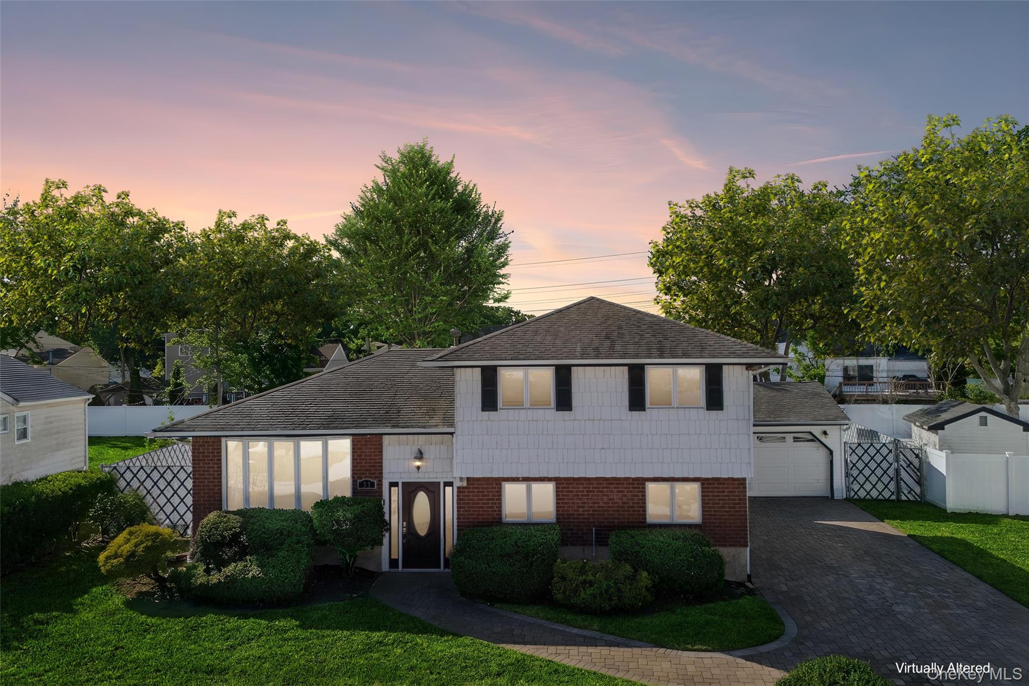 #1 photo, 33 Fairlawn Lane, מחוז סאפוק Centereach , NY 11720