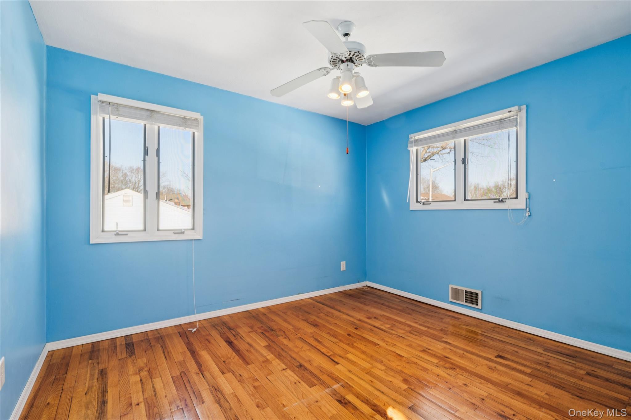 #15 photo, 33 Fairlawn Lane, מחוז סאפוק Centereach , NY 11720