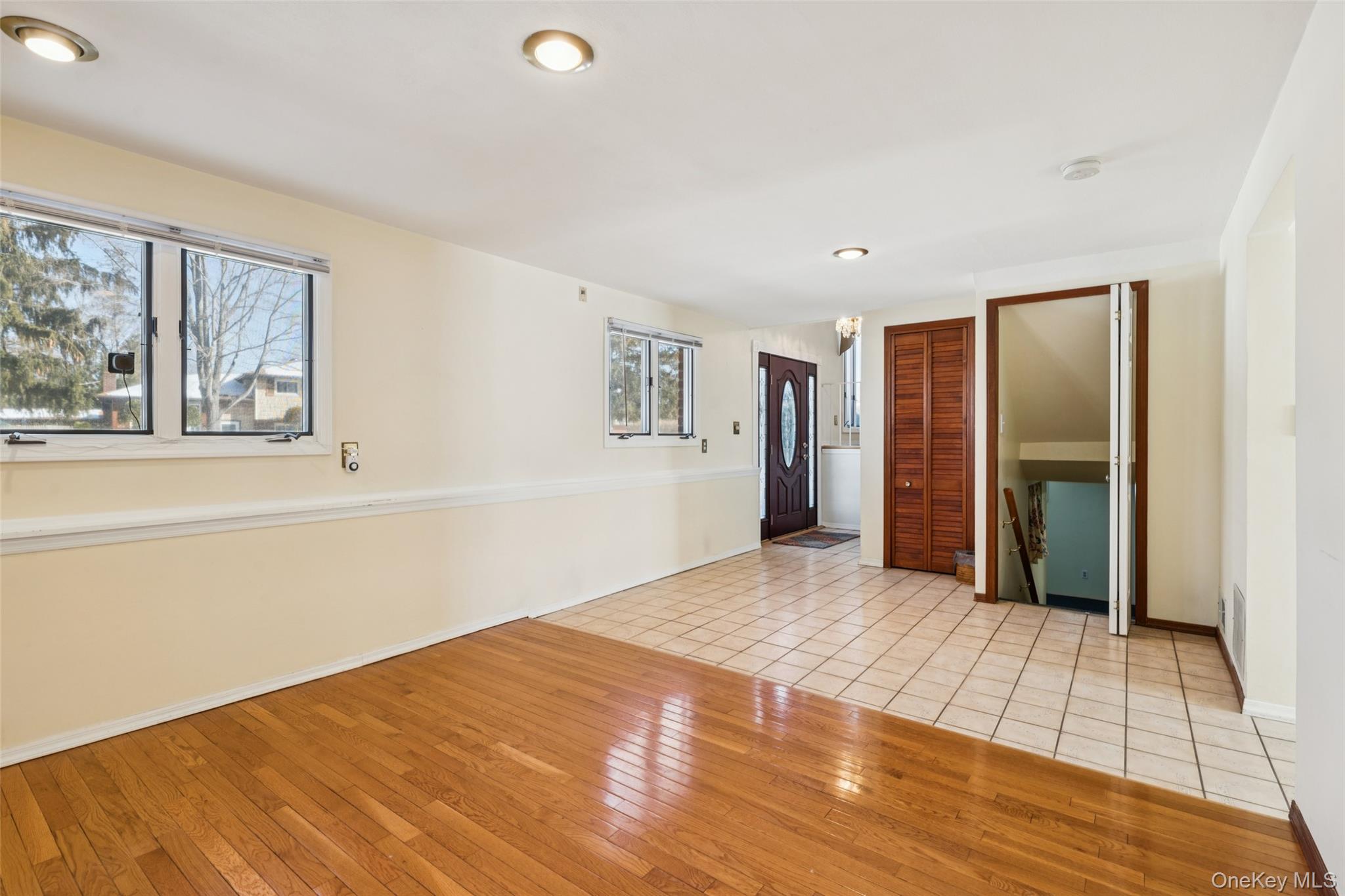 #19 photo, 33 Fairlawn Lane, מחוז סאפוק Centereach , NY 11720