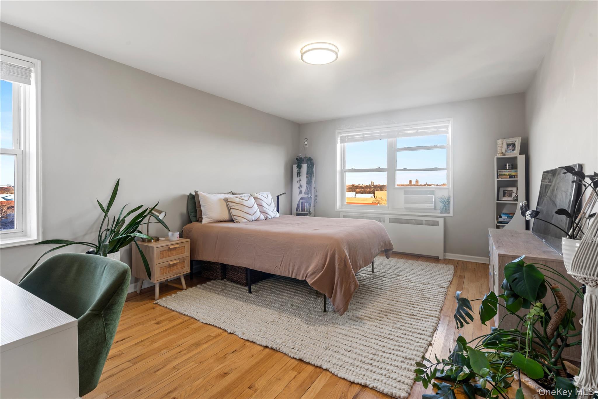 #11 photo, 7210 112th Street, फॉरेस्ट हिल्स Forest Hills , NY 11375