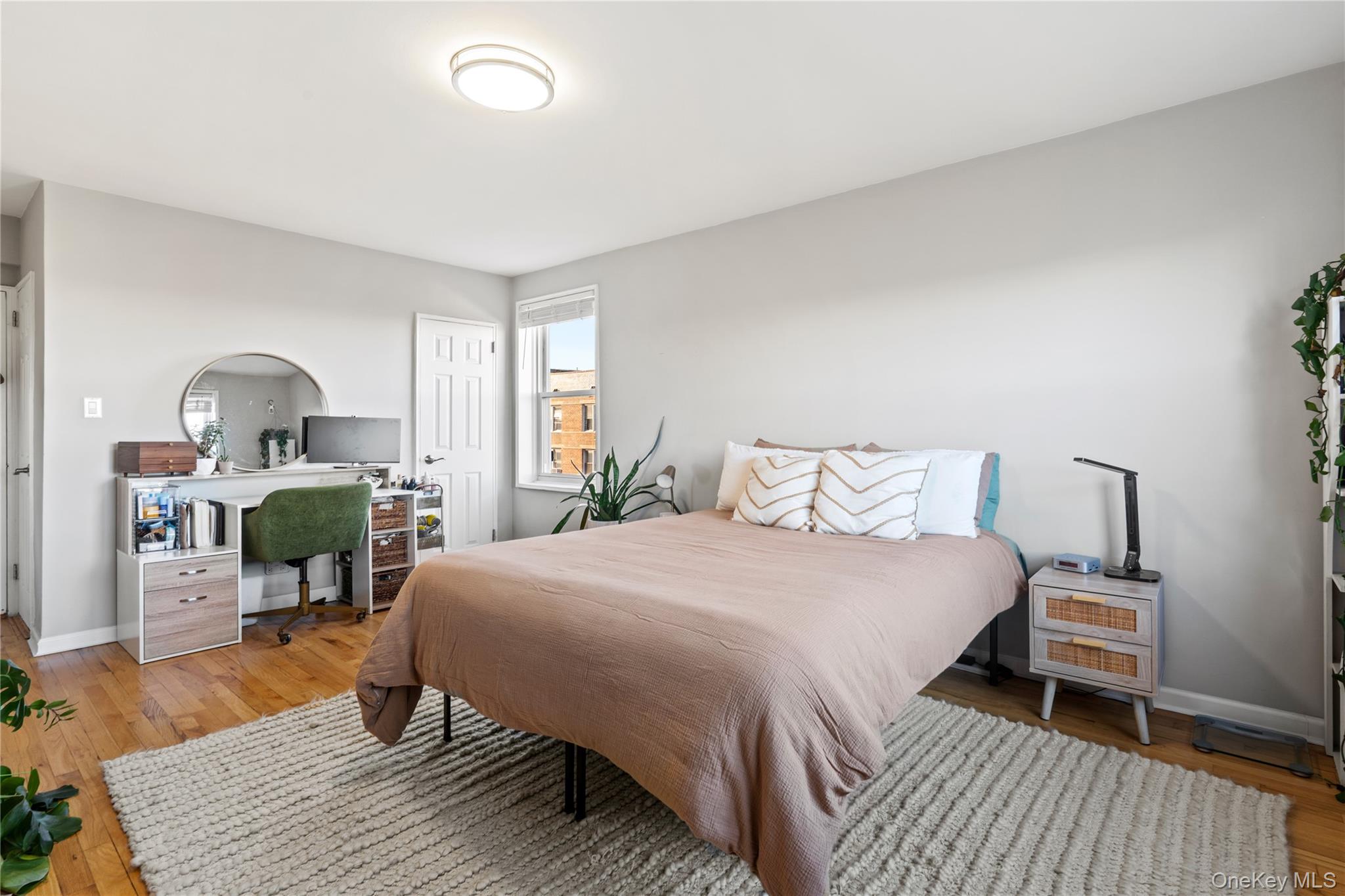 #12 photo, 7210 112th Street, फॉरेस्ट हिल्स Forest Hills , NY 11375