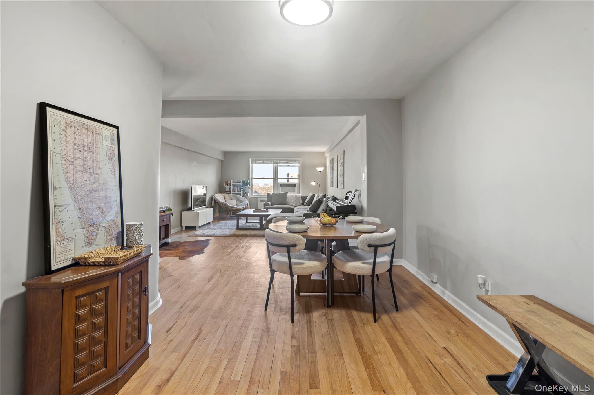 #4 photo, 7210 112th Street, फॉरेस्ट हिल्स Forest Hills , NY 11375