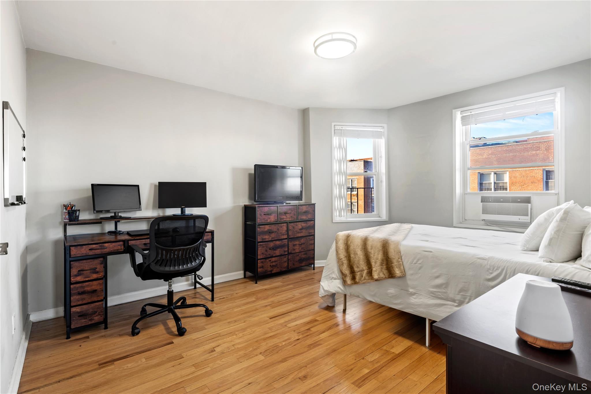 #9 photo, 7210 112th Street, फॉरेस्ट हिल्स Forest Hills , NY 11375