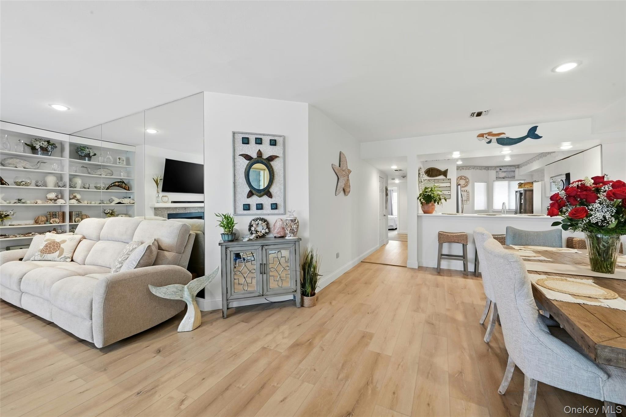 #15 photo, 508 Fox Hill Drive, מחוז סאפוק Calverton , NY 11933