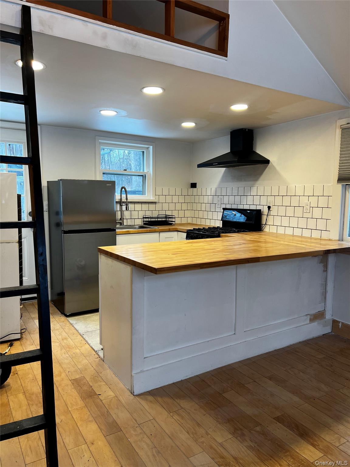 #2 photo, 45 Shady Lane, Bardonia , NY 10954