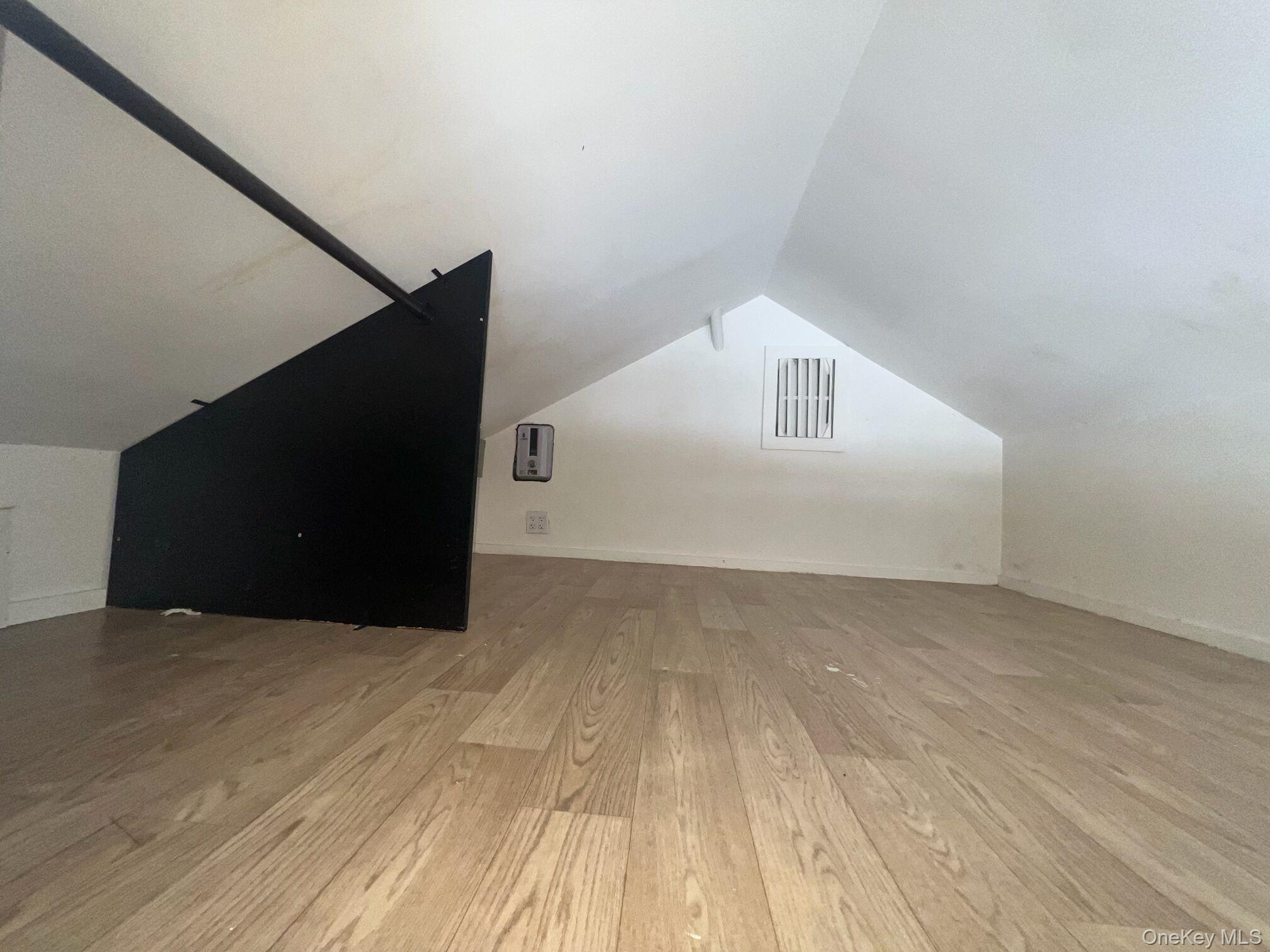 #8 photo, 45 Shady Lane, Bardonia , NY 10954