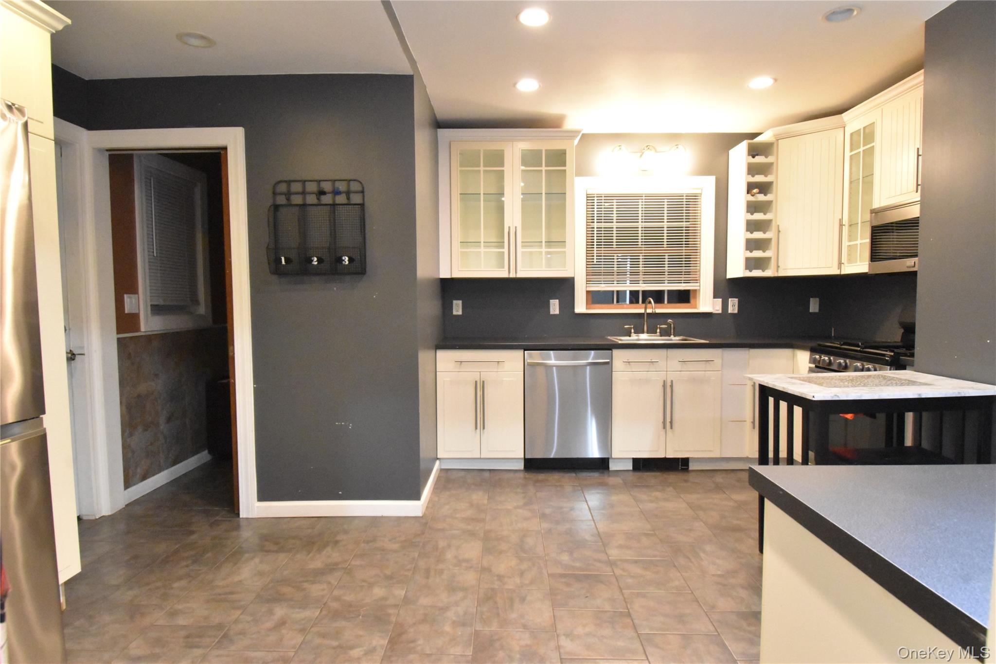 #5 photo, 28 Roosevelt Avenue, Middletown , NY 10940