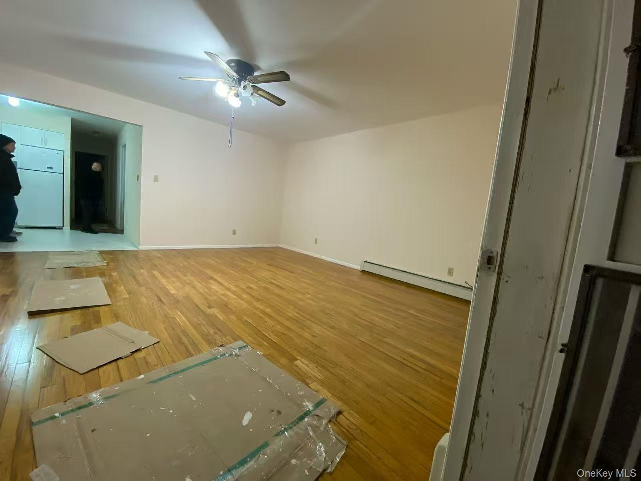 #1 photo, 4222 163rd Street, קווינס Flushing , NY 11358