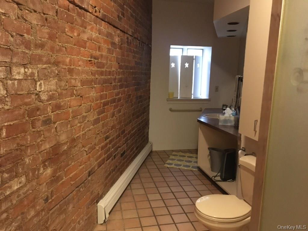 #14 photo, 528 Main Street, Beacon , NY 12508