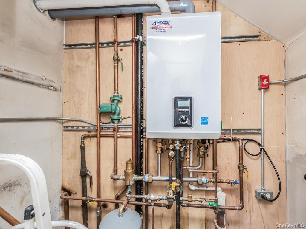 #15 photo, 121 Sunset Boulevard, הברונקס Bronx , NY 10473