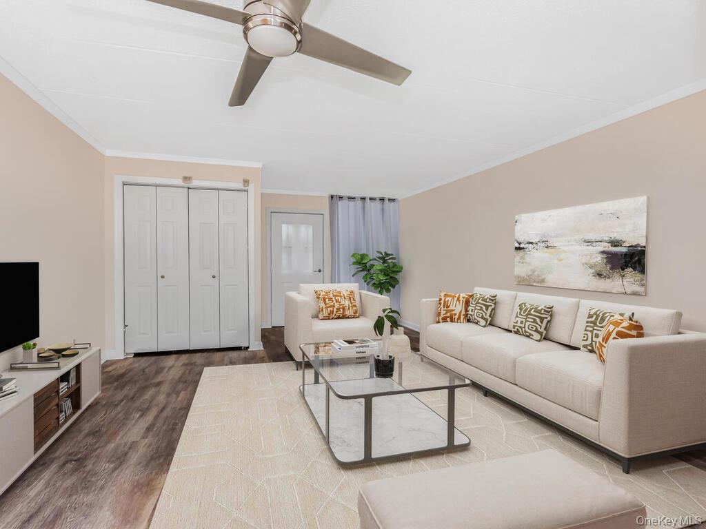 #2 photo, 121 Sunset Boulevard, הברונקס Bronx , NY 10473