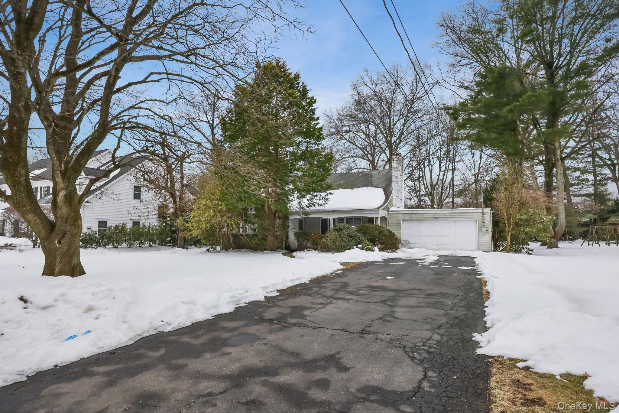 #1 photo, 7 Mayflower Road, Scarsdale , NY 10583