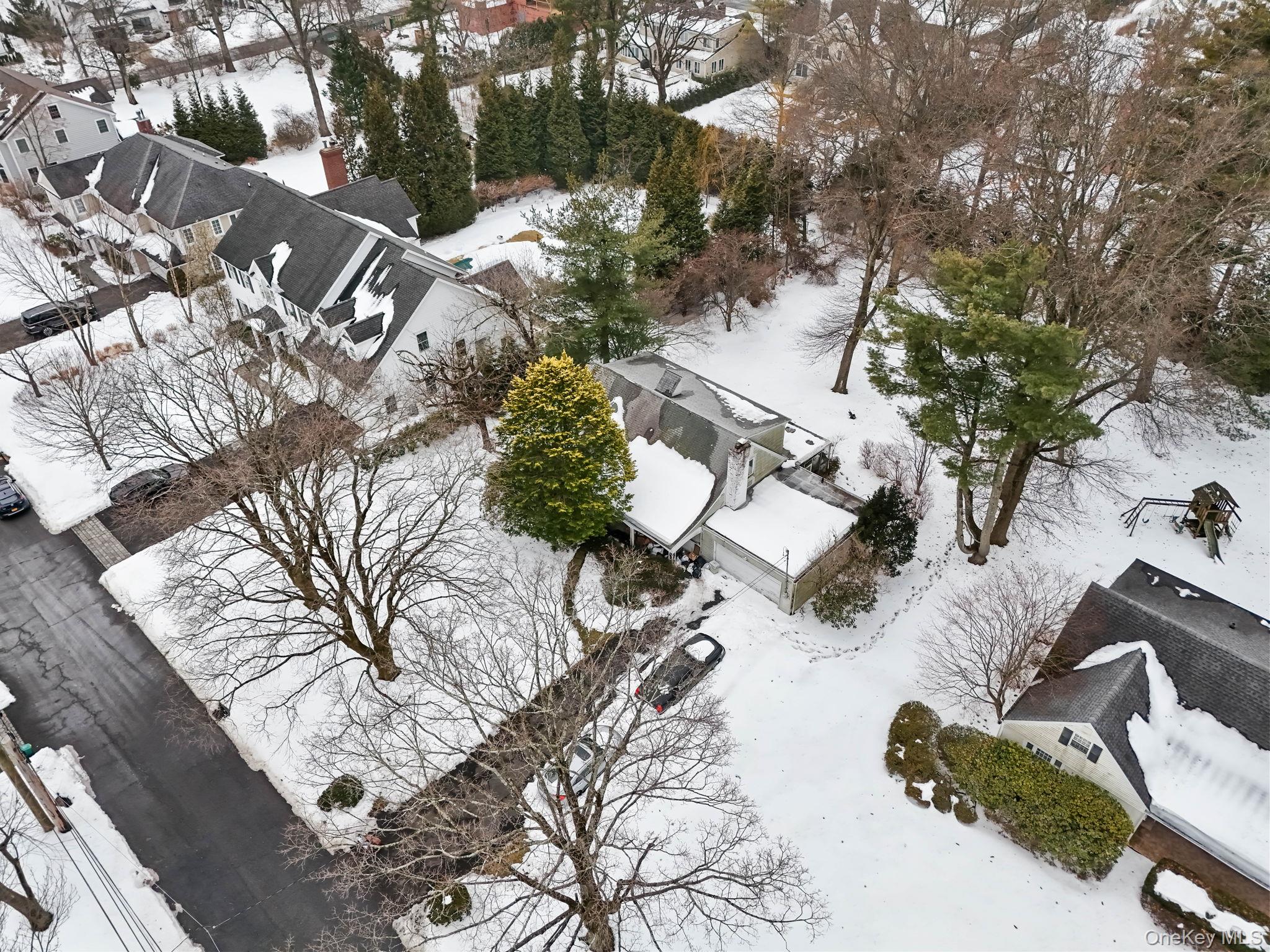 #9 photo, 7 Mayflower Road, Scarsdale , NY 10583