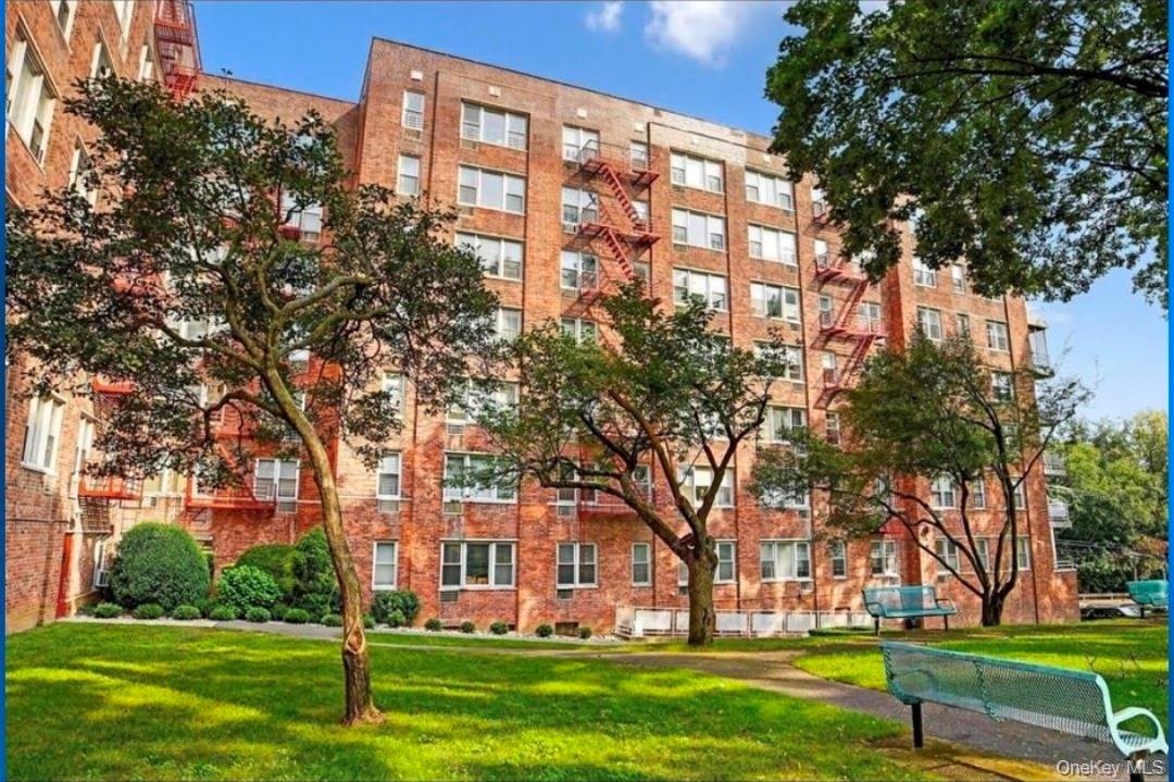 #17 photo, 333 Bronx Rive Road #707, Yonkers , NY 10704