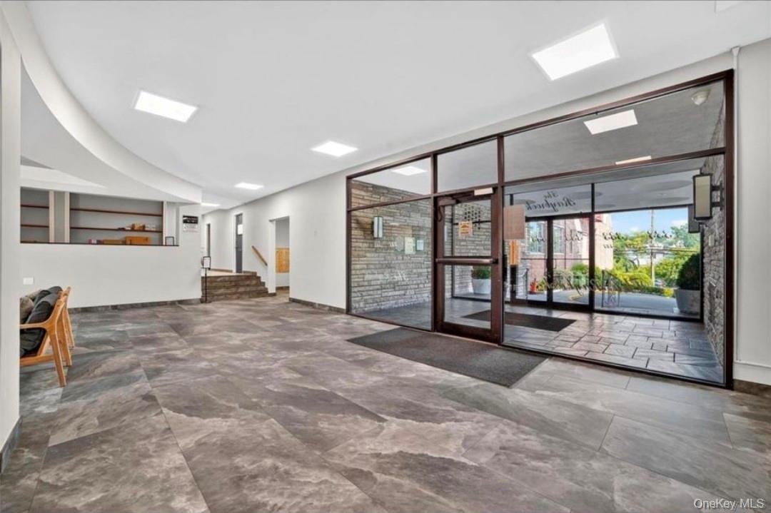 #7 photo, 333 Bronx Rive Road #707, Yonkers , NY 10704