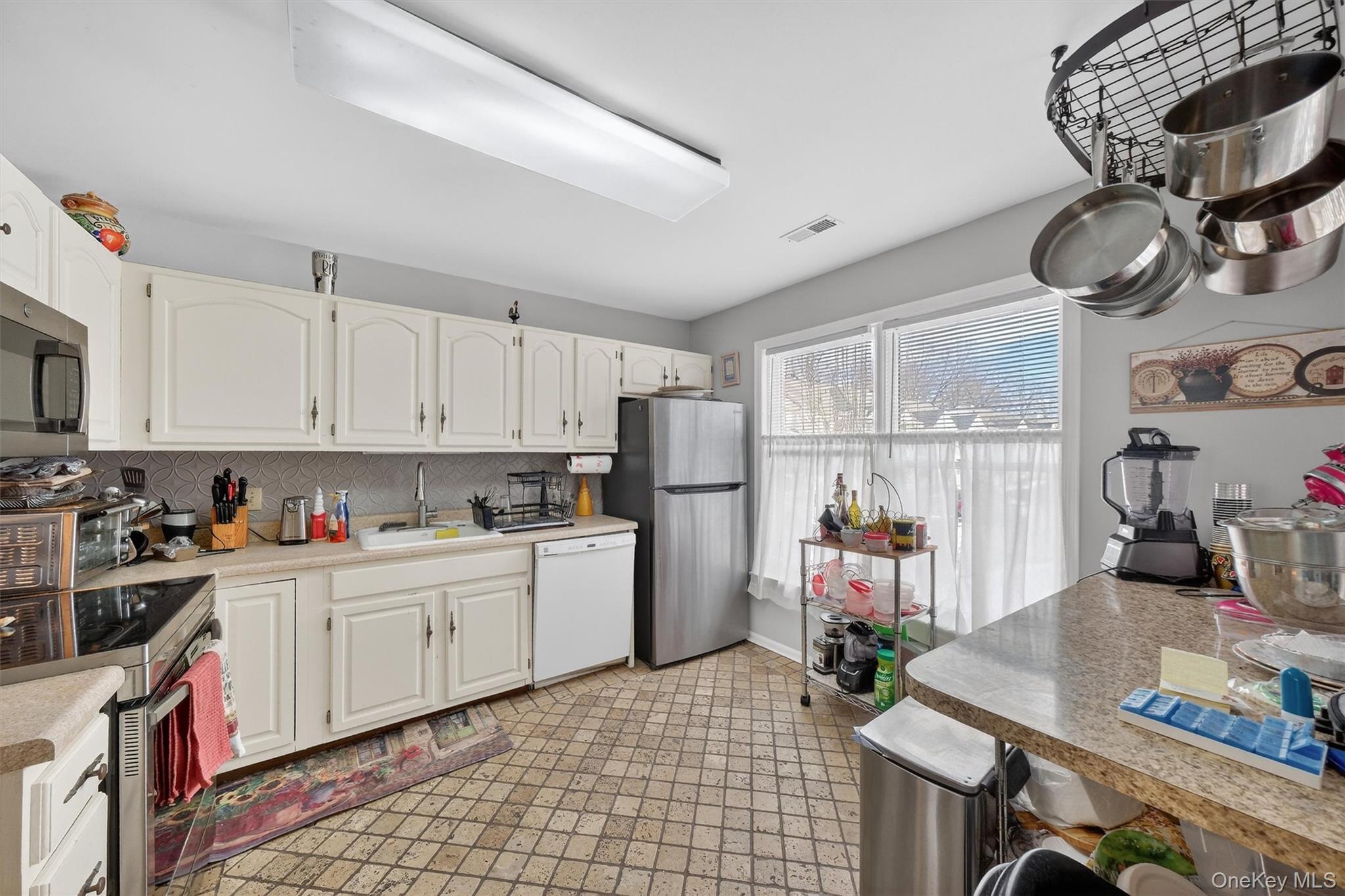 #5 photo, 325 Cornwall Meadows Lane, Patterson , NY 12563