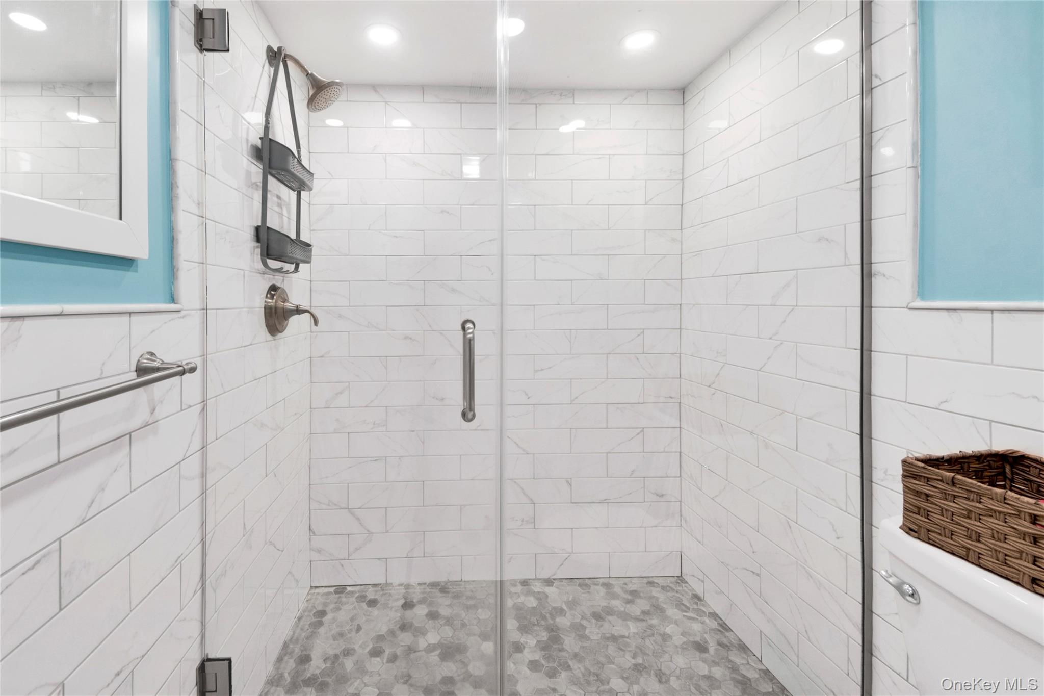 #10 photo, 174 King Avenue, Yonkers , NY 10704