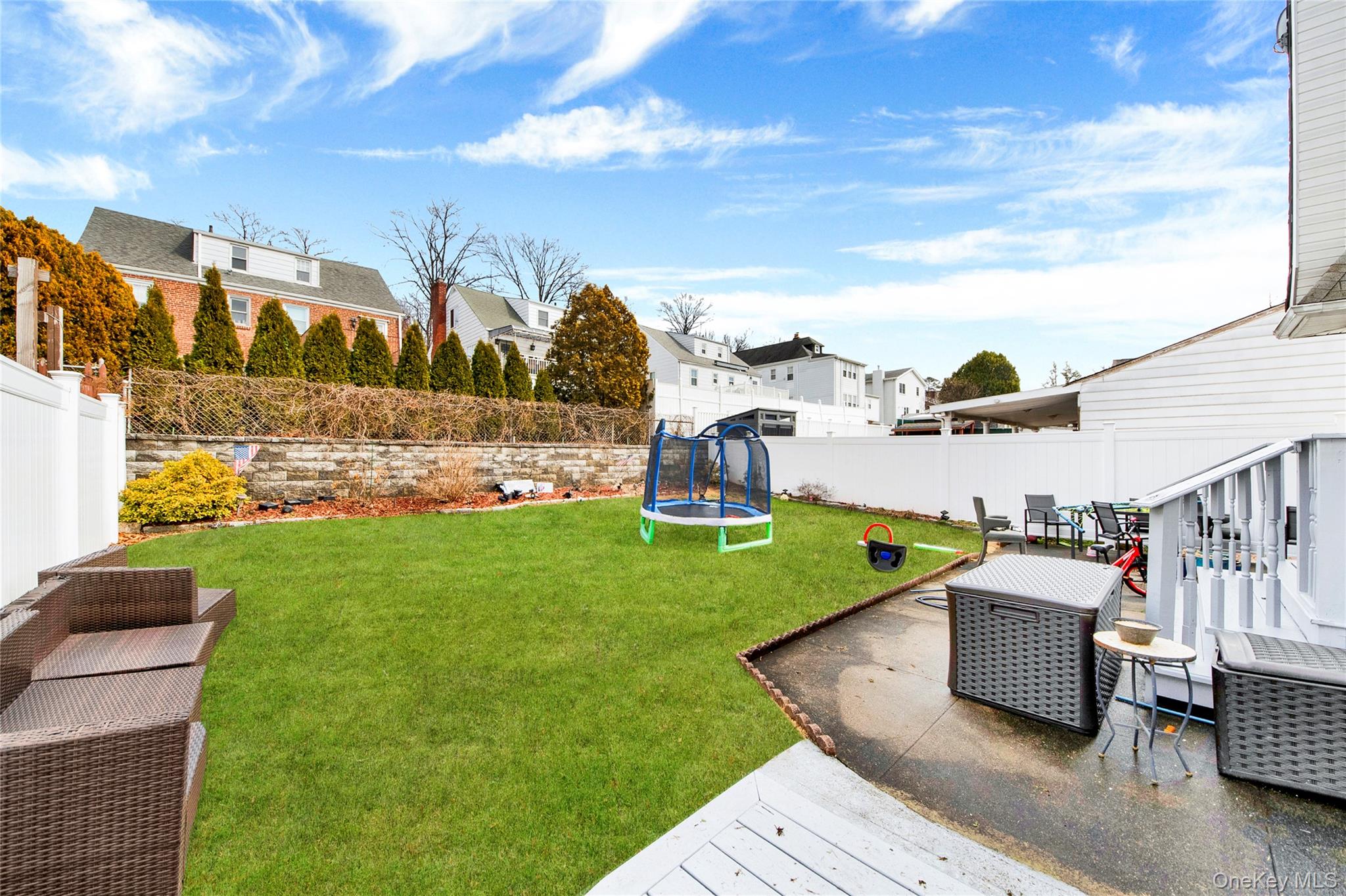 #5 photo, 174 King Avenue, Yonkers , NY 10704