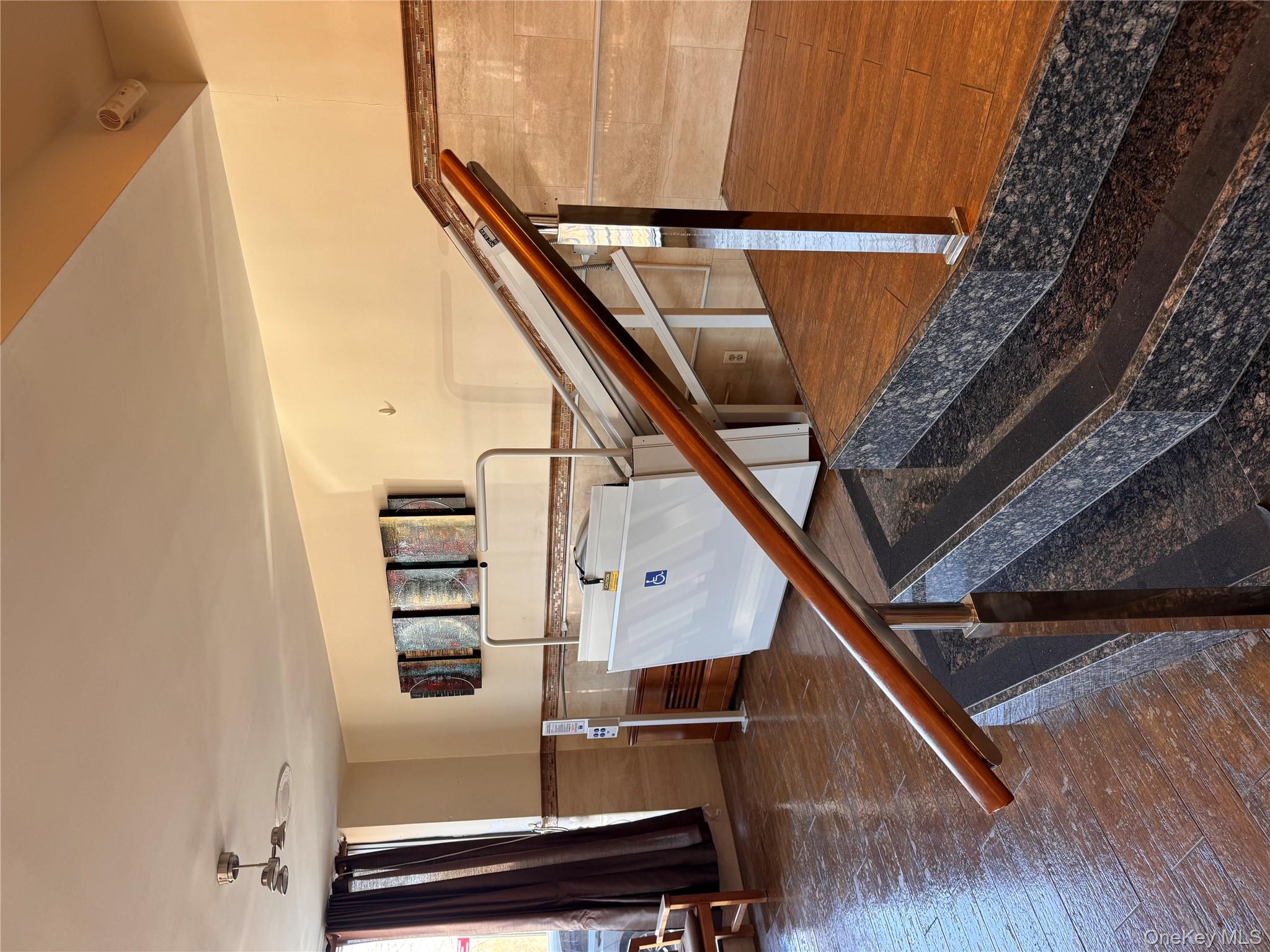 #2 photo, 1874 Pelham Parkway, ব্রঙ্কস Bronx , NY 10461