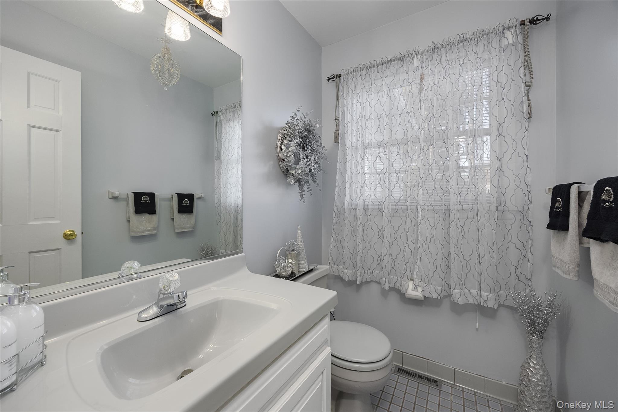 #12 photo, 8 Toms Way, Poughkeepsie , NY 12603