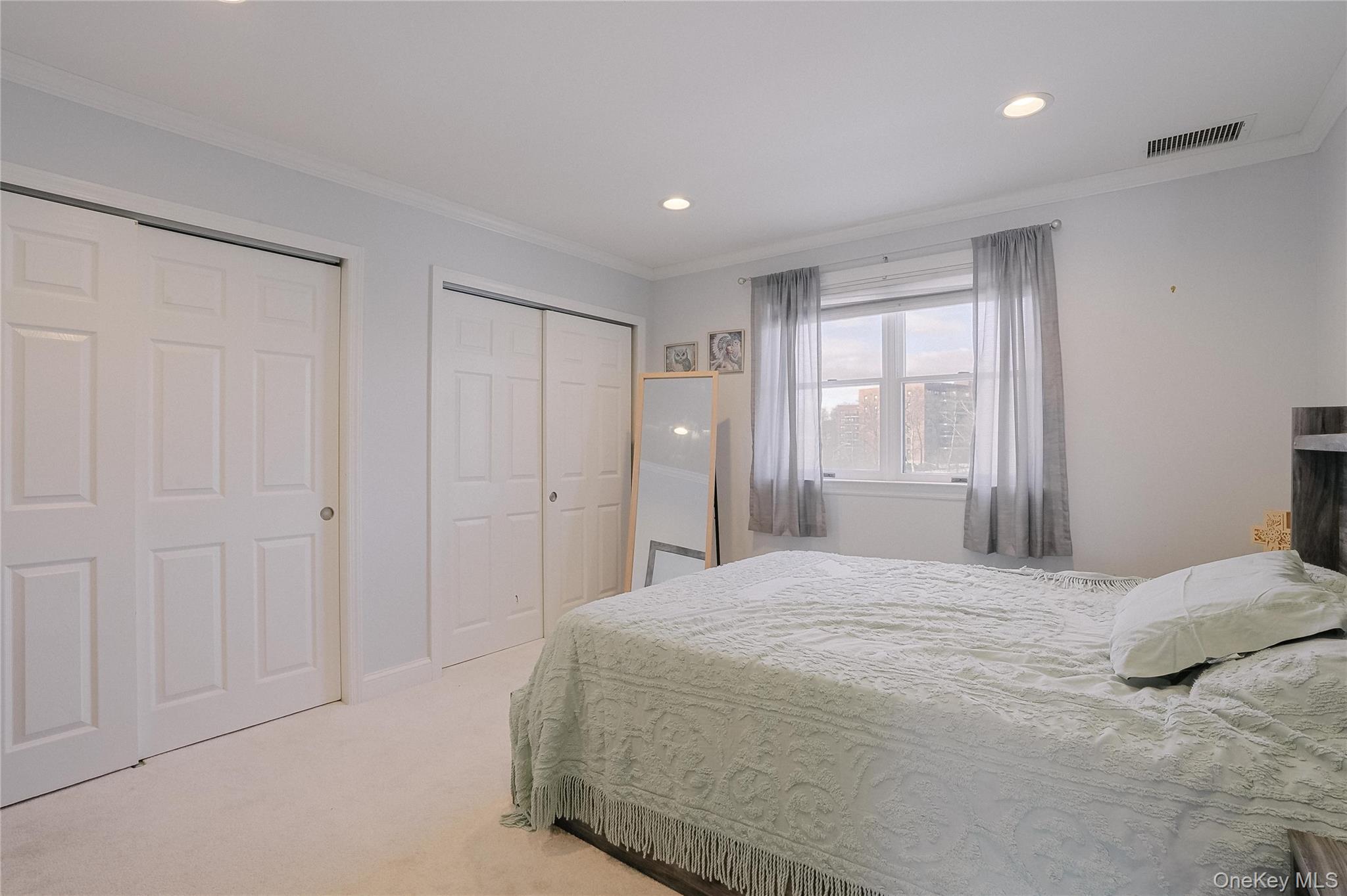 #11 photo, 37 Harbor Lane, New Rochelle , NY 10805