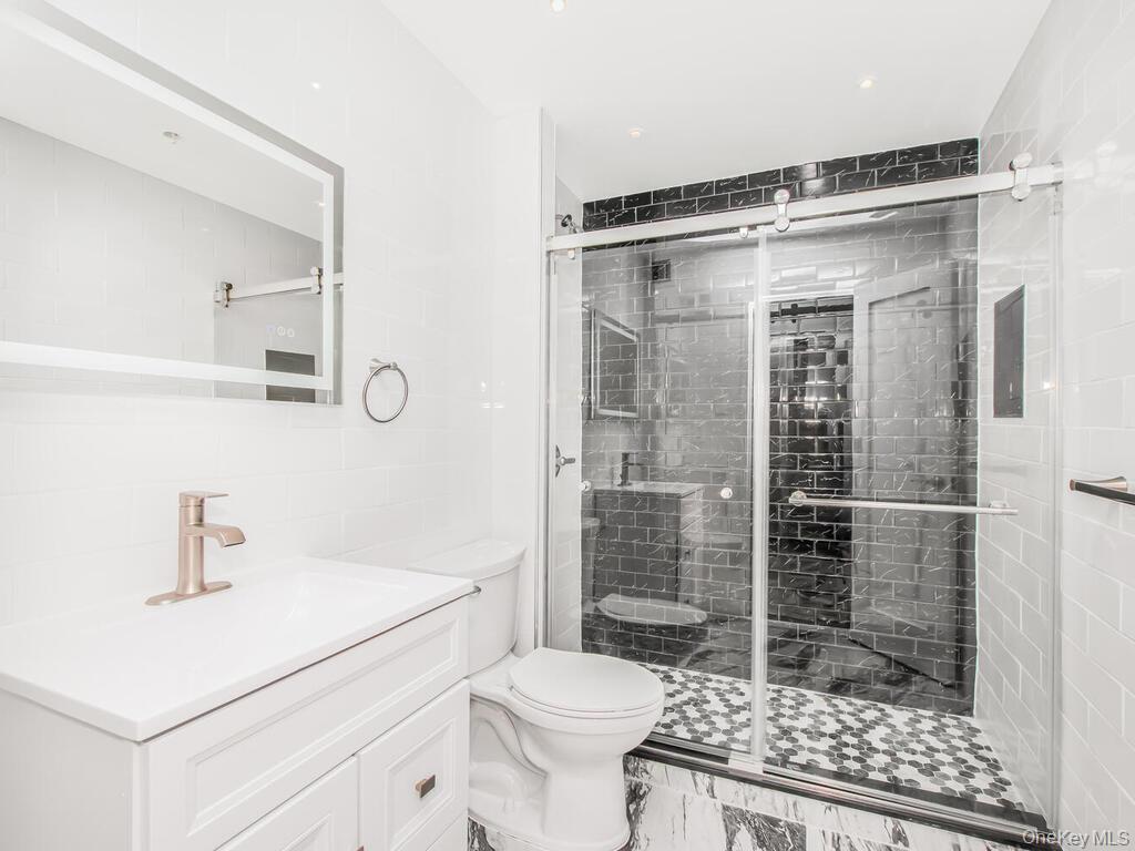 #3 photo, 330 E 49th Street, मैनहटन New York (Manhattan) , NY 10017